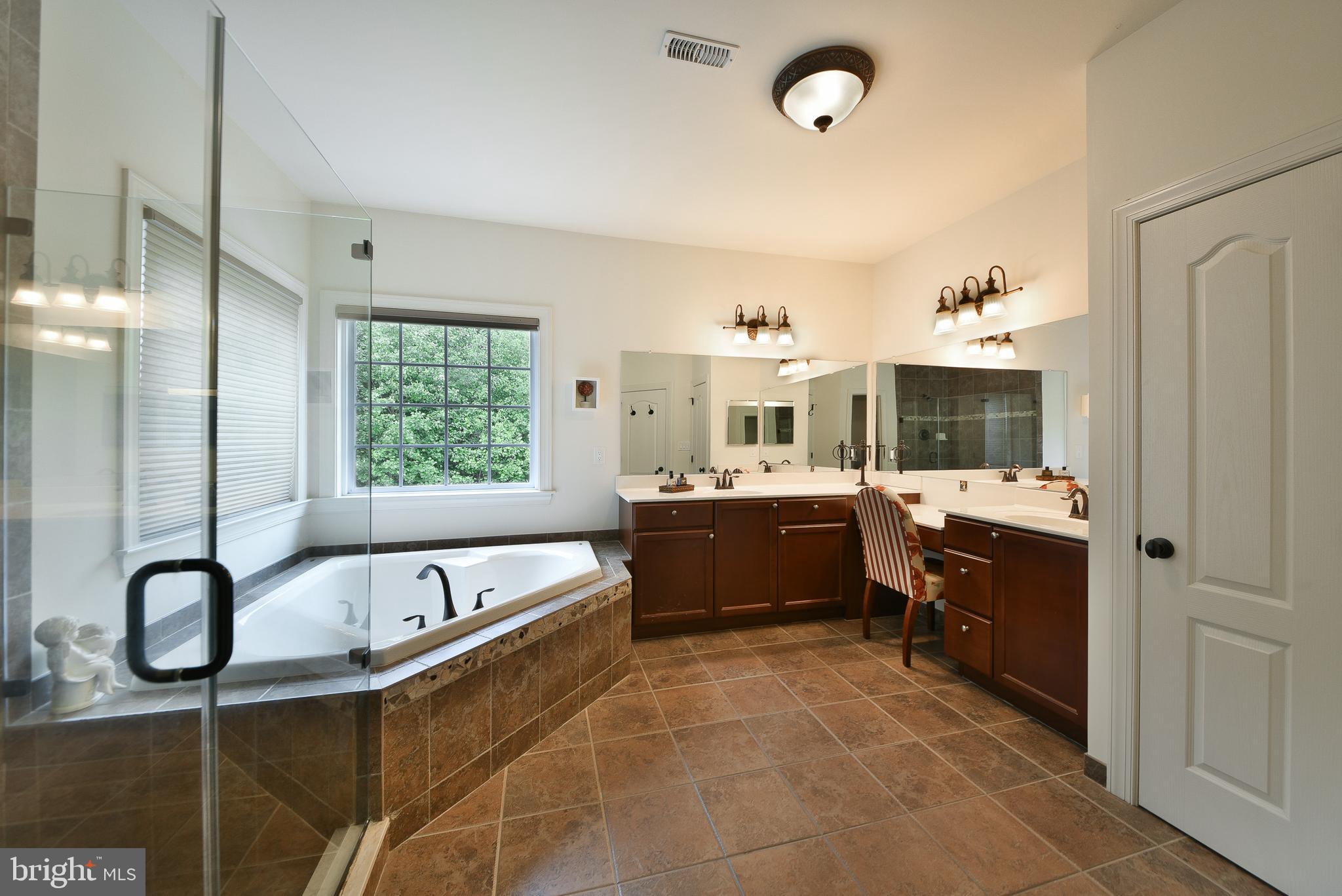PRESERVE AT SQUIRE CHEYNEY FARM - Residential
