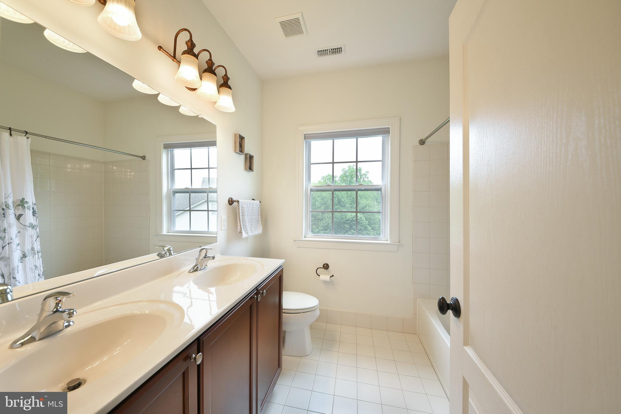 PRESERVE AT SQUIRE CHEYNEY FARM - Residential