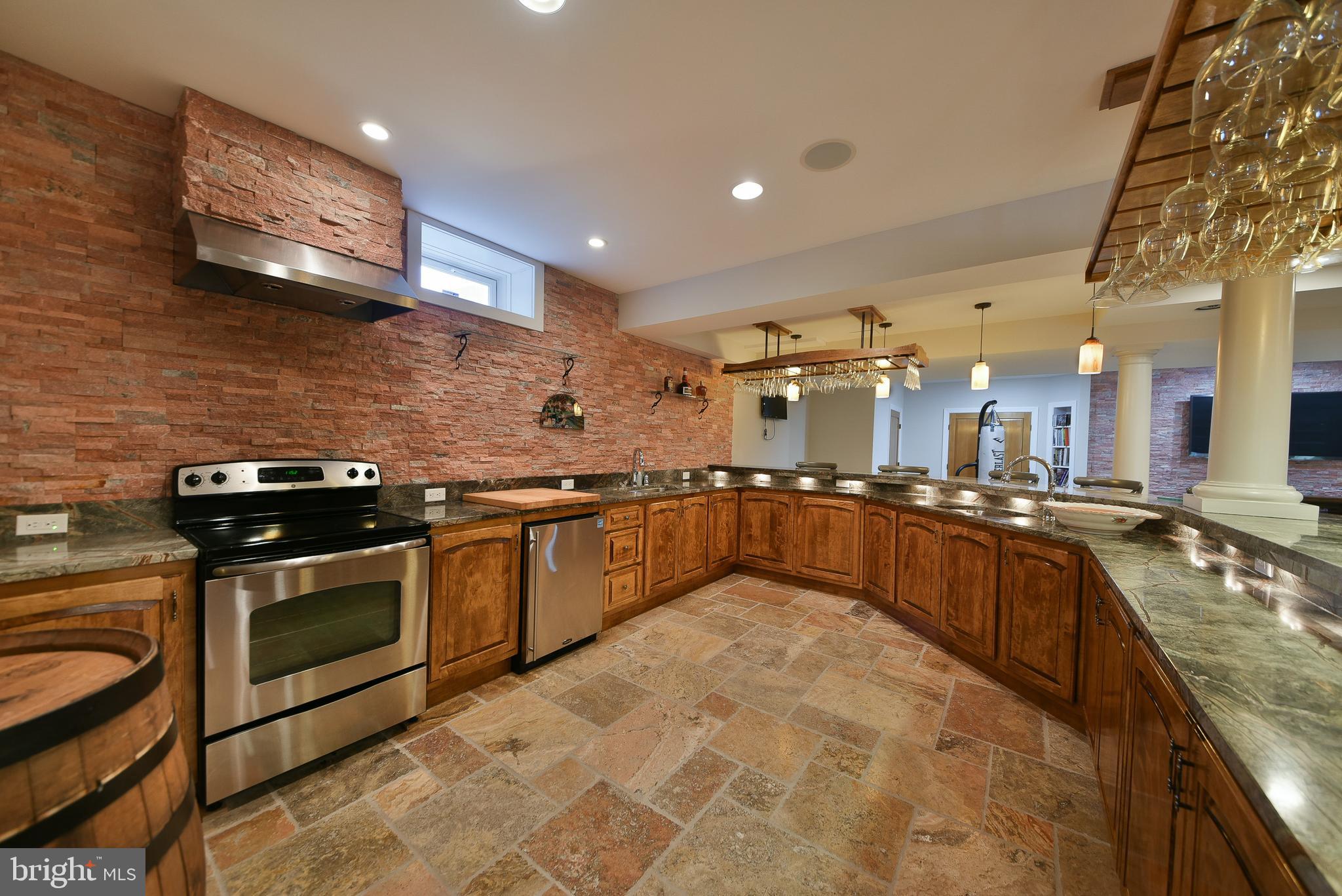 PRESERVE AT SQUIRE CHEYNEY FARM - Residential