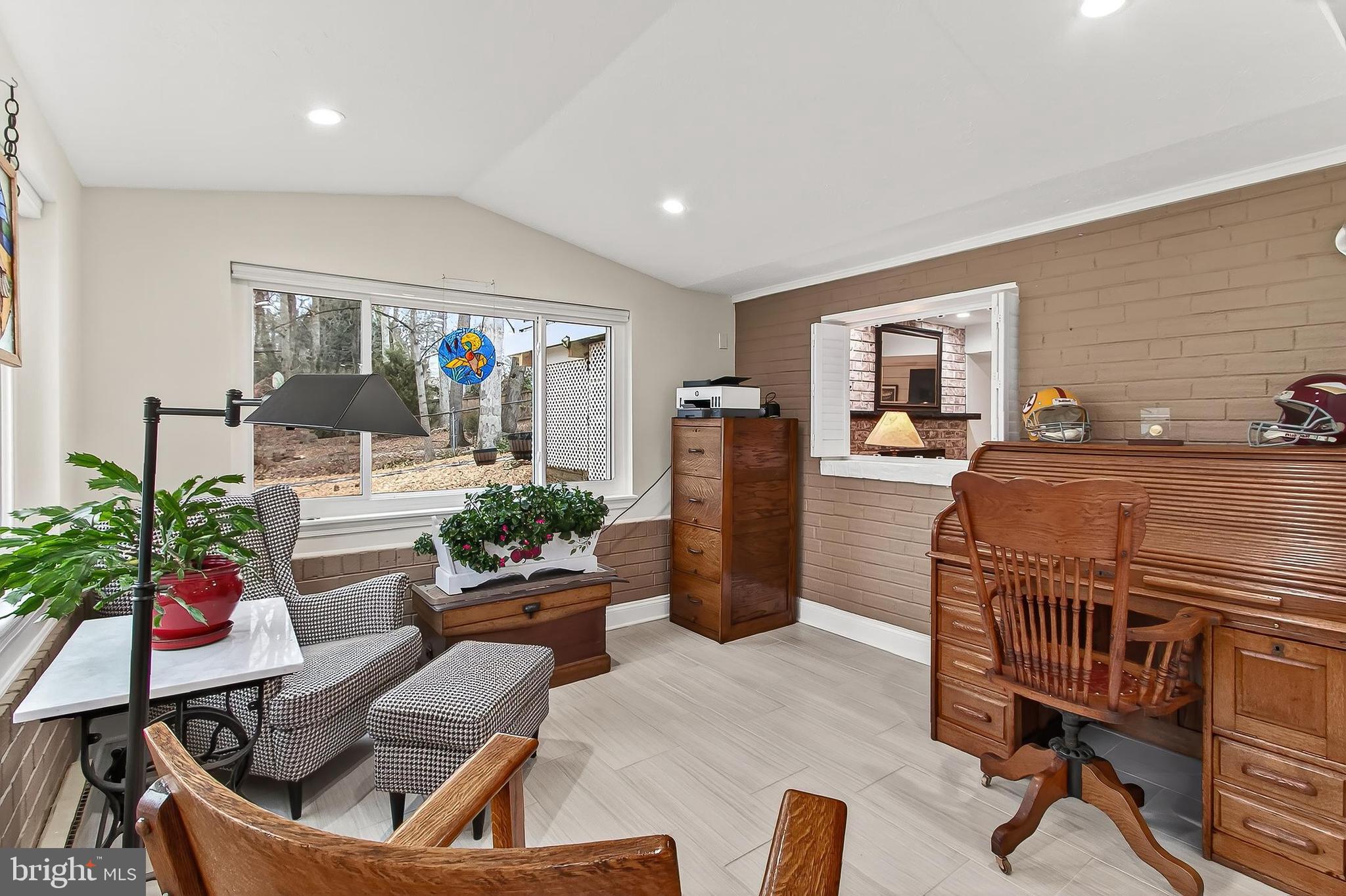 KINGS PARK WEST - Residential