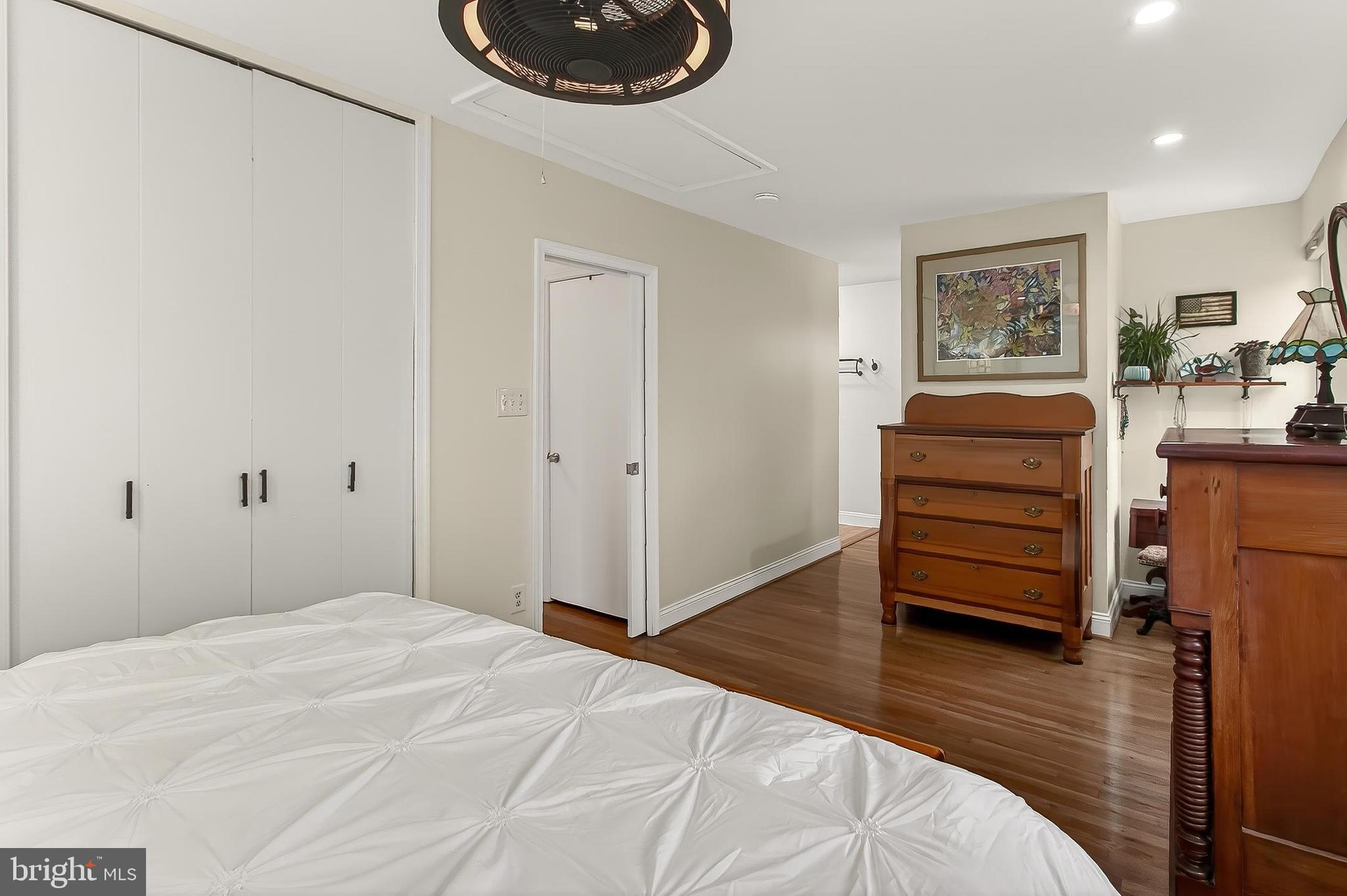 KINGS PARK WEST - Residential