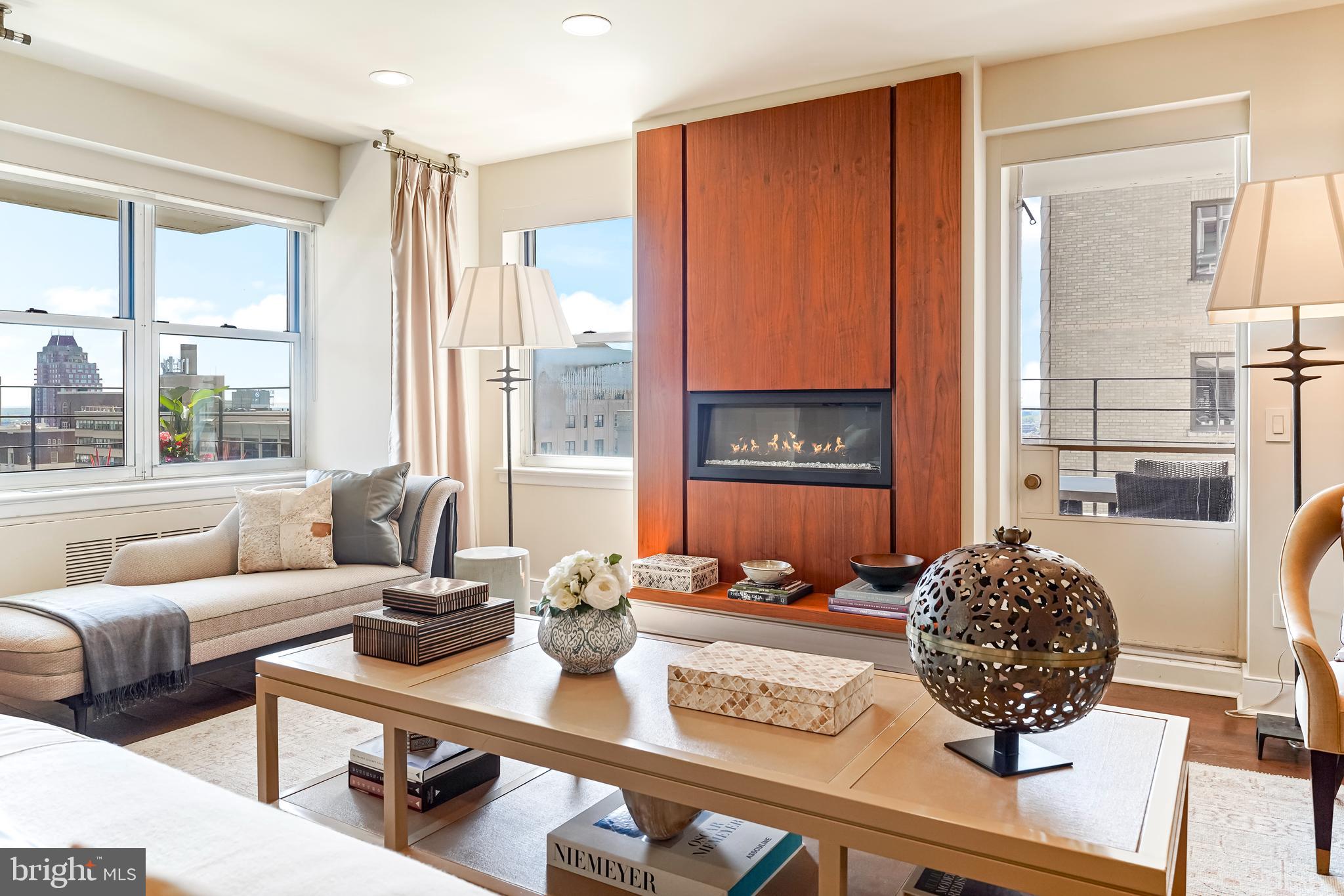 RITTENHOUSE SQUARE - Residential