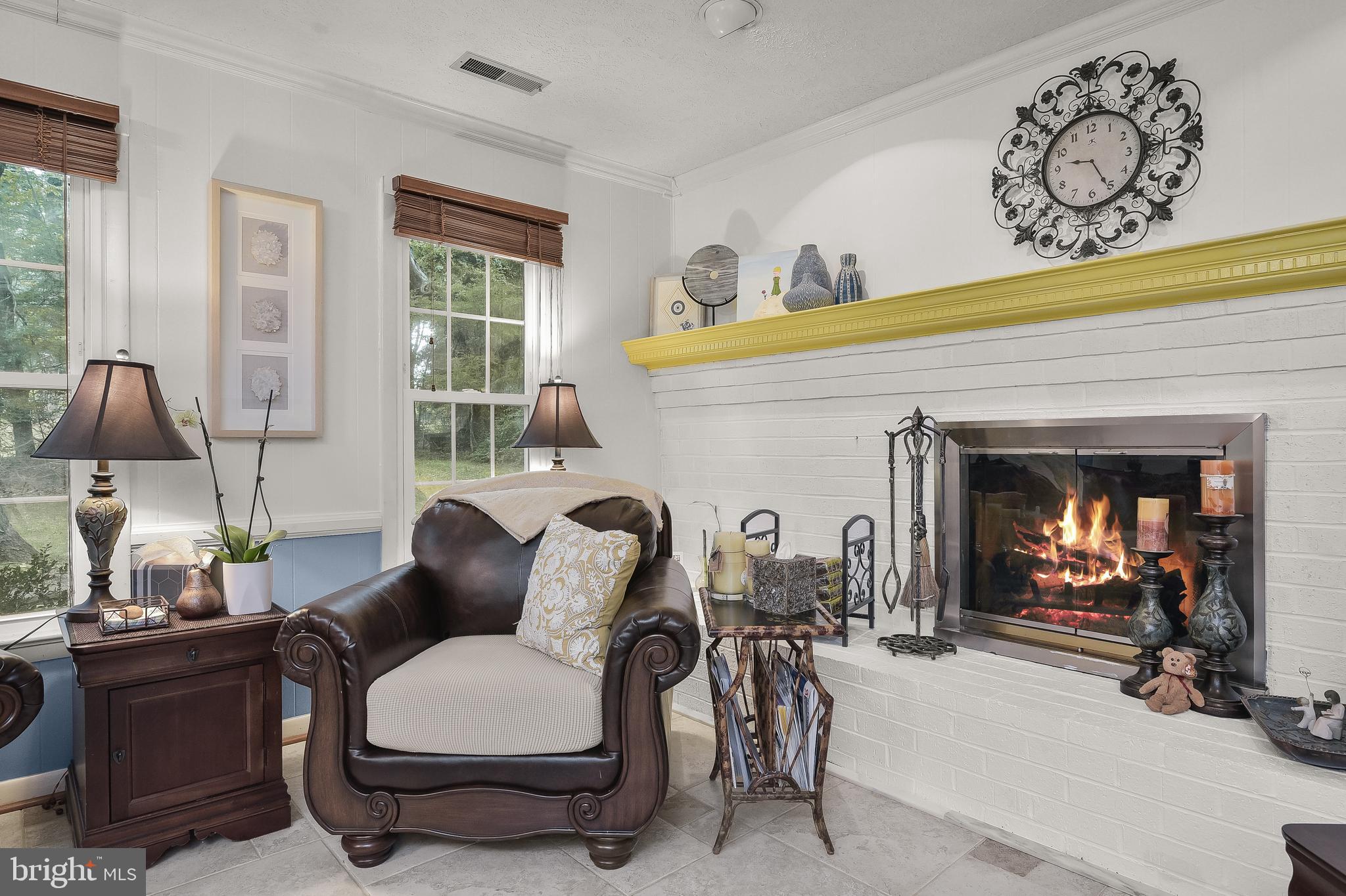 LAYTONSVILLE KNOLLS - Residential