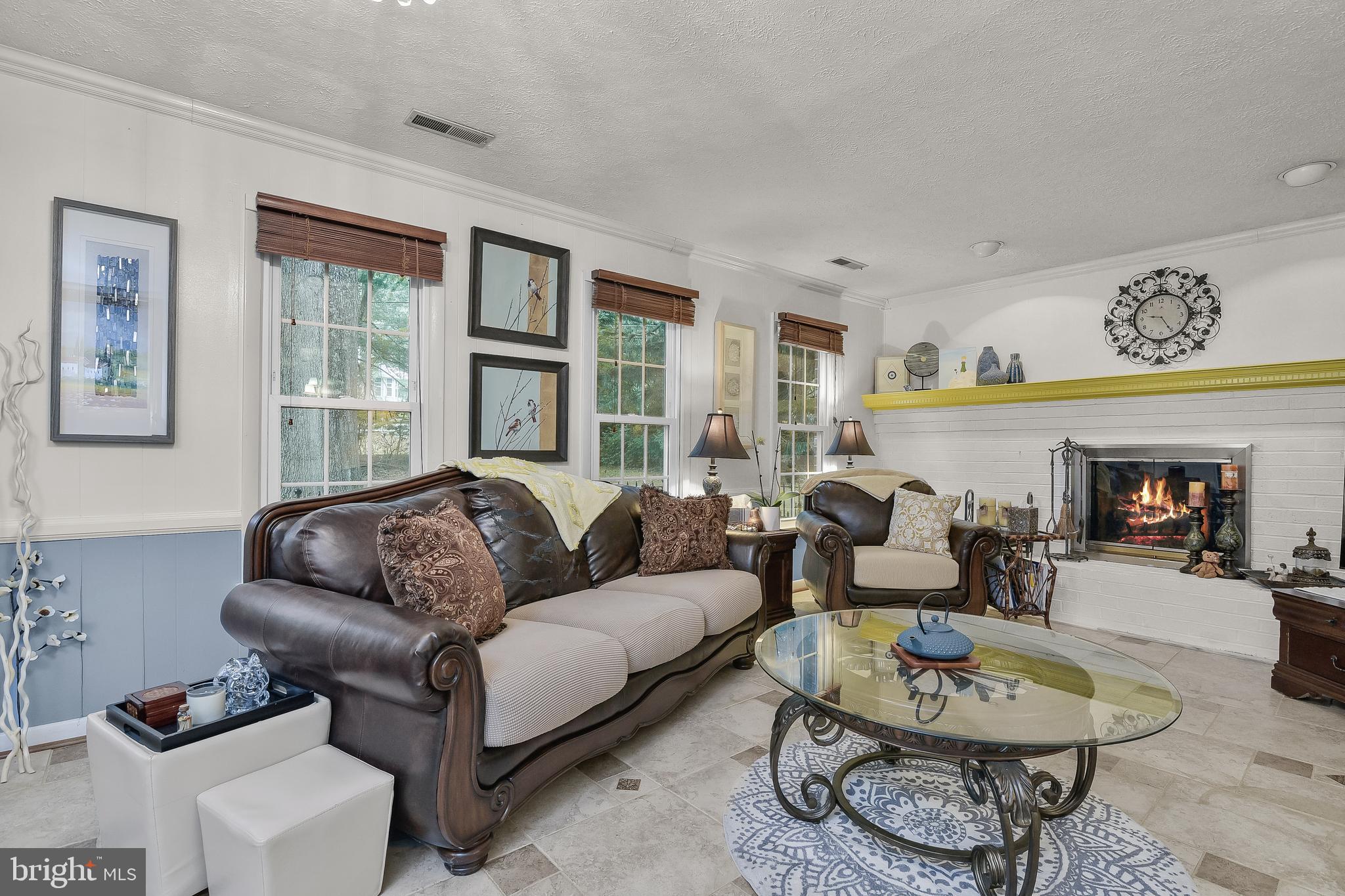 LAYTONSVILLE KNOLLS - Residential