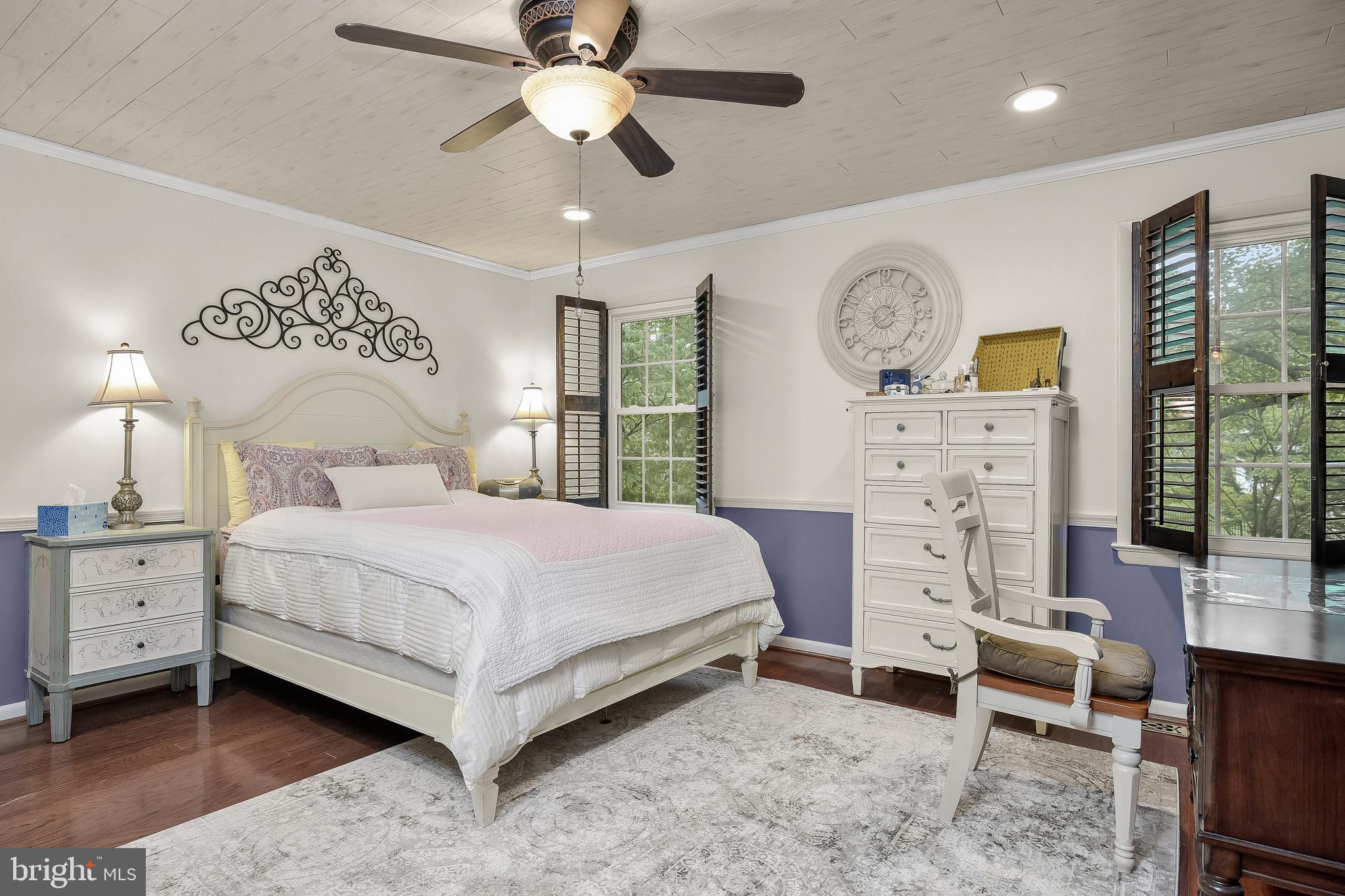 LAYTONSVILLE KNOLLS - Residential