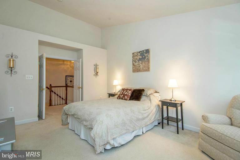 LAUREL HIGHLANDS - Residential Lease