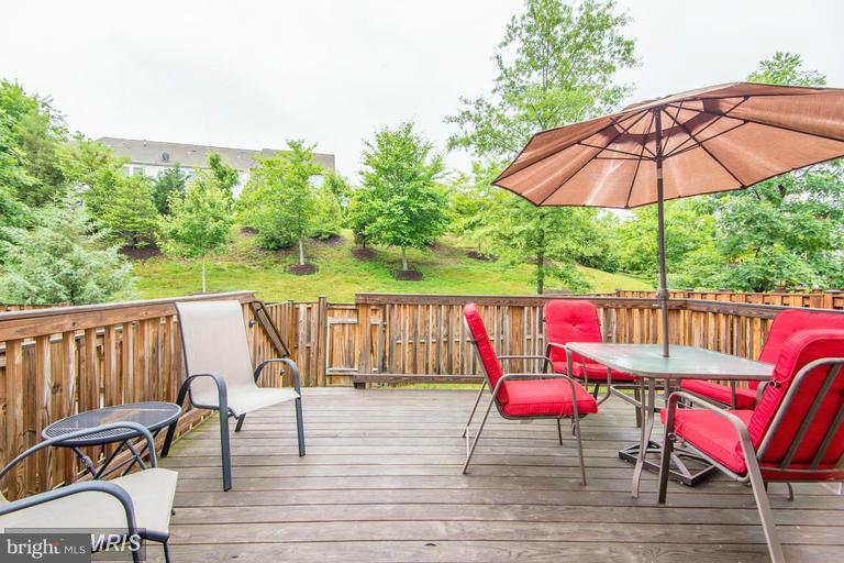 LAUREL HIGHLANDS - Residential Lease