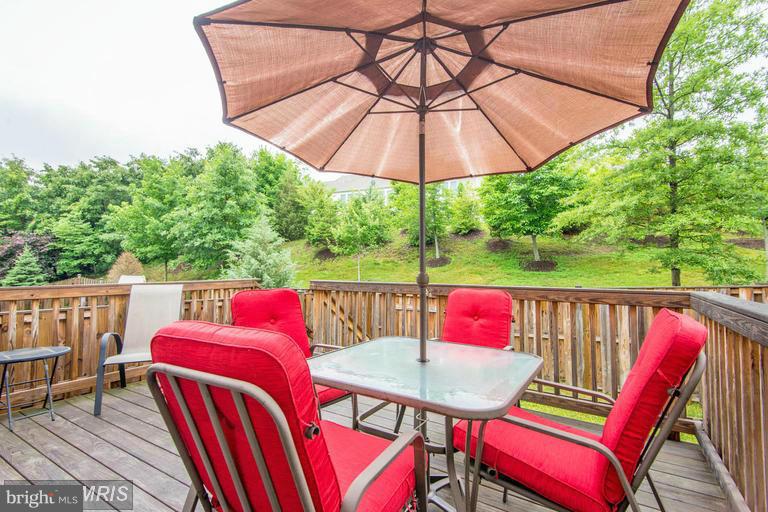 LAUREL HIGHLANDS - Residential Lease