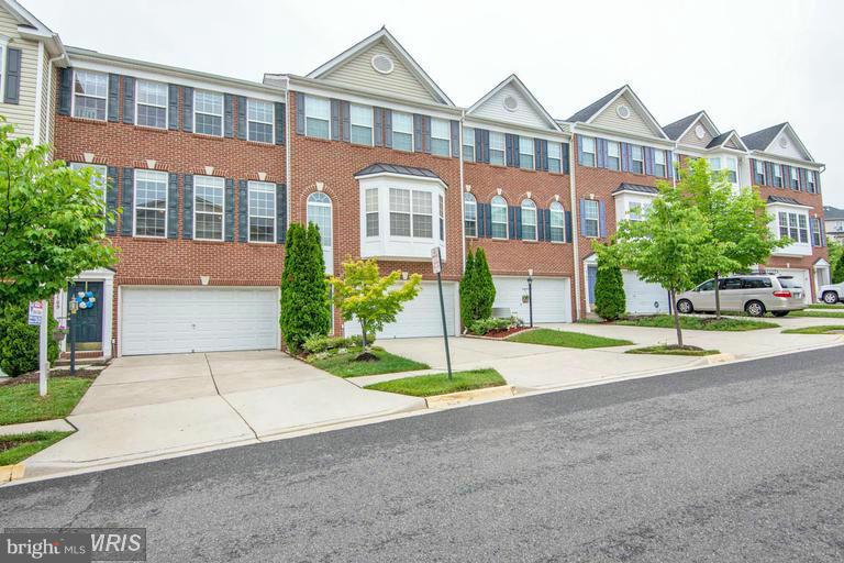 LAUREL HIGHLANDS - Residential Lease