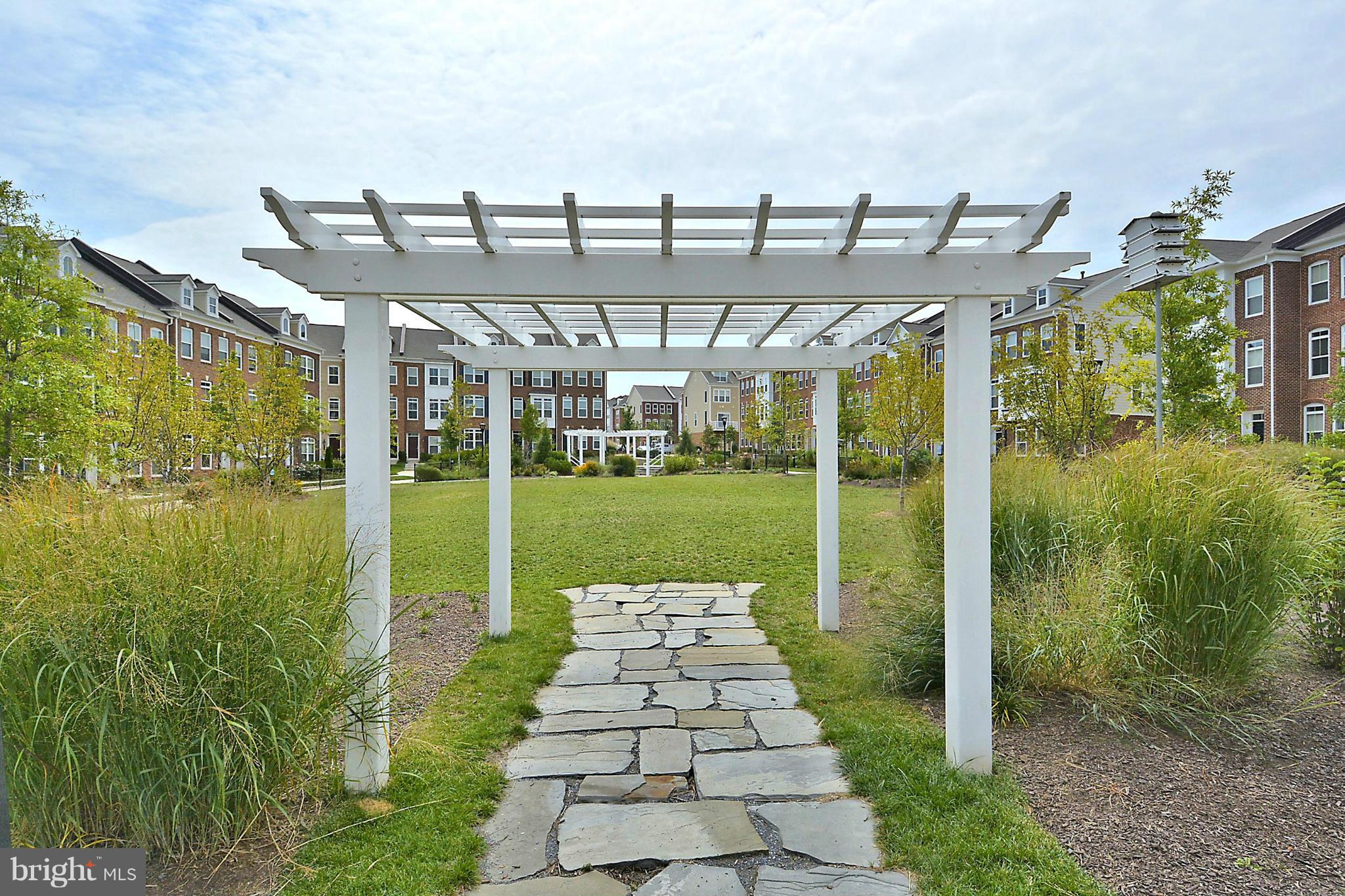 METROWEST - Residential