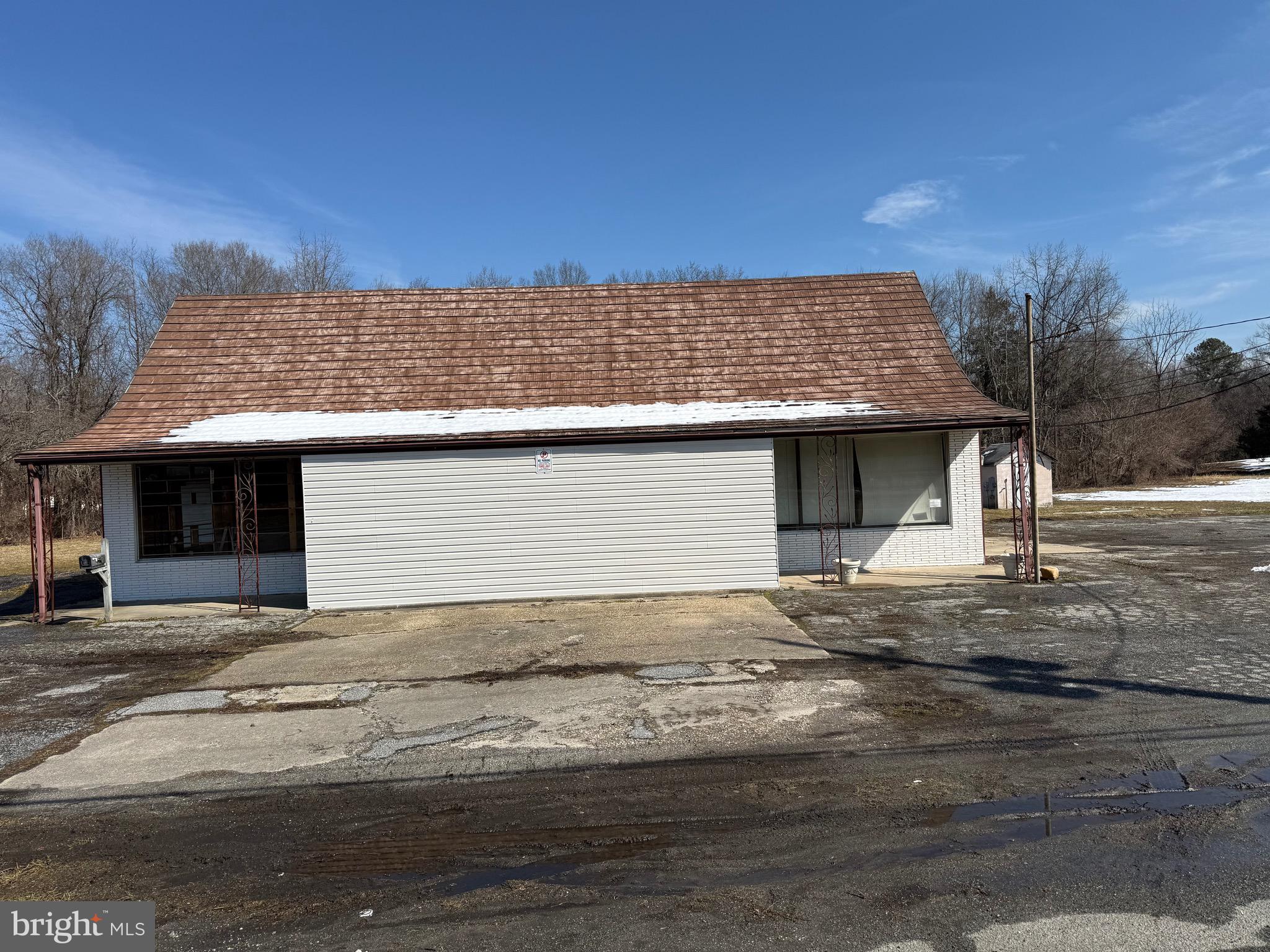 4640 S DUPONT HIGHWAY