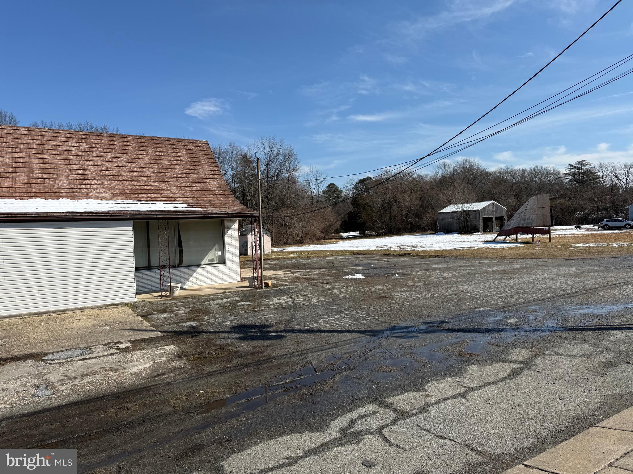 4640 S DUPONT HIGHWAY