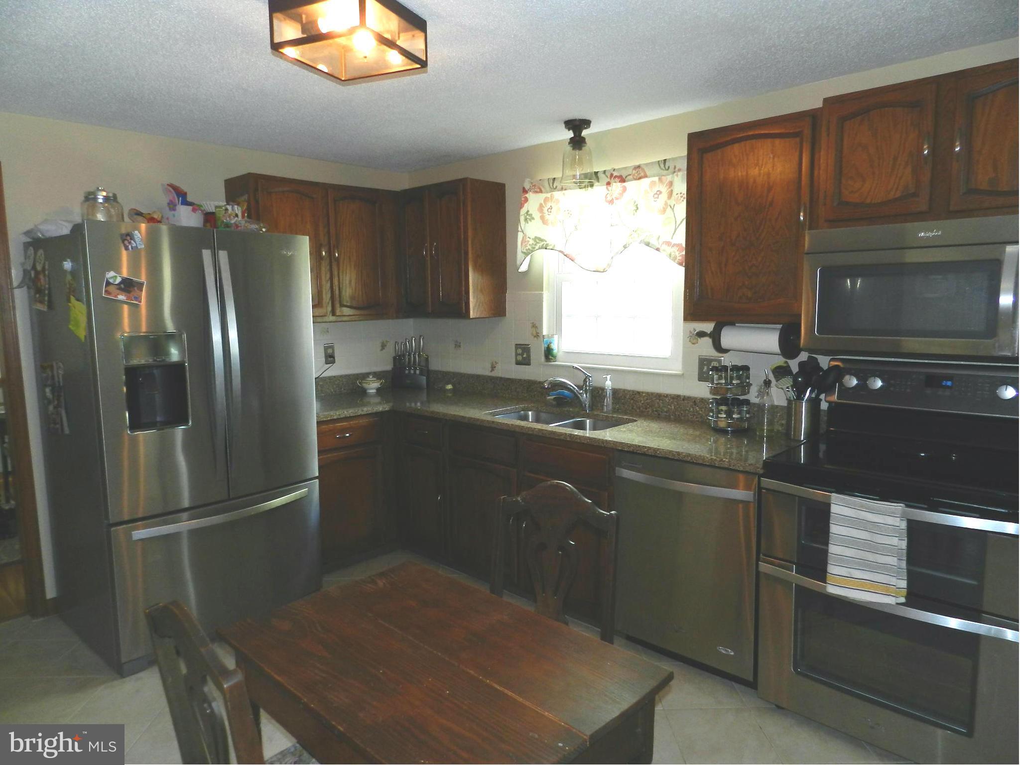 ROLLINGWOOD VILLAGE - Residential Lease