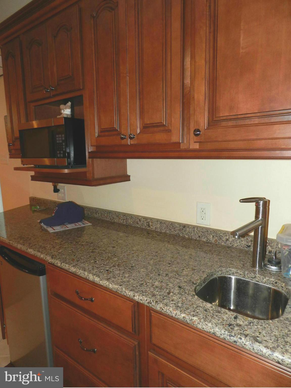 ROLLINGWOOD VILLAGE - Residential Lease