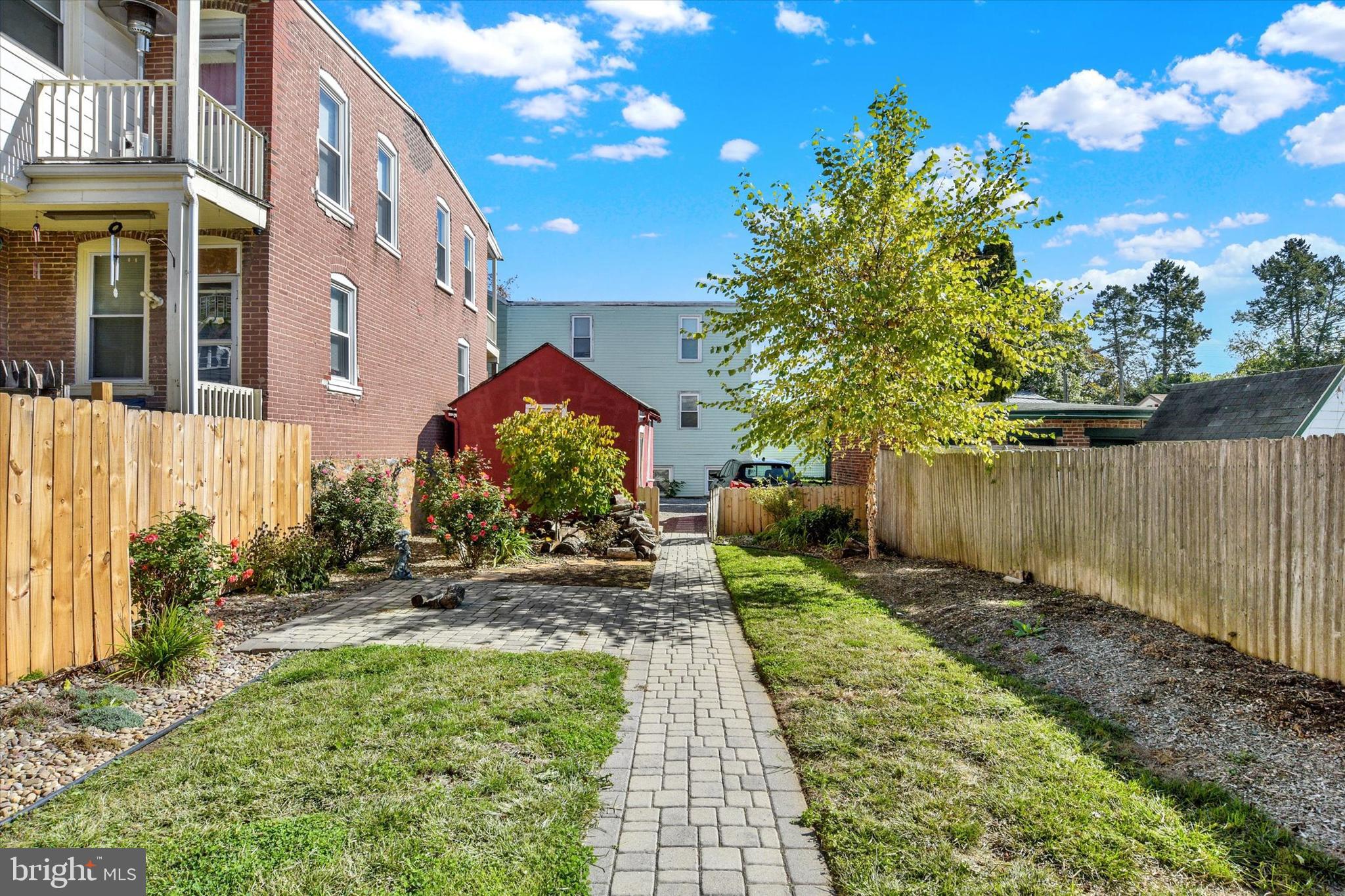 306 S 9TH STREET