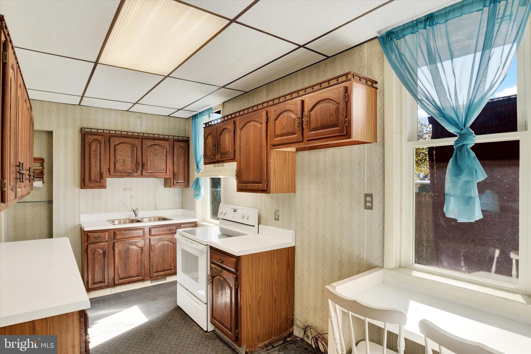 LEBANON CITY - Residential