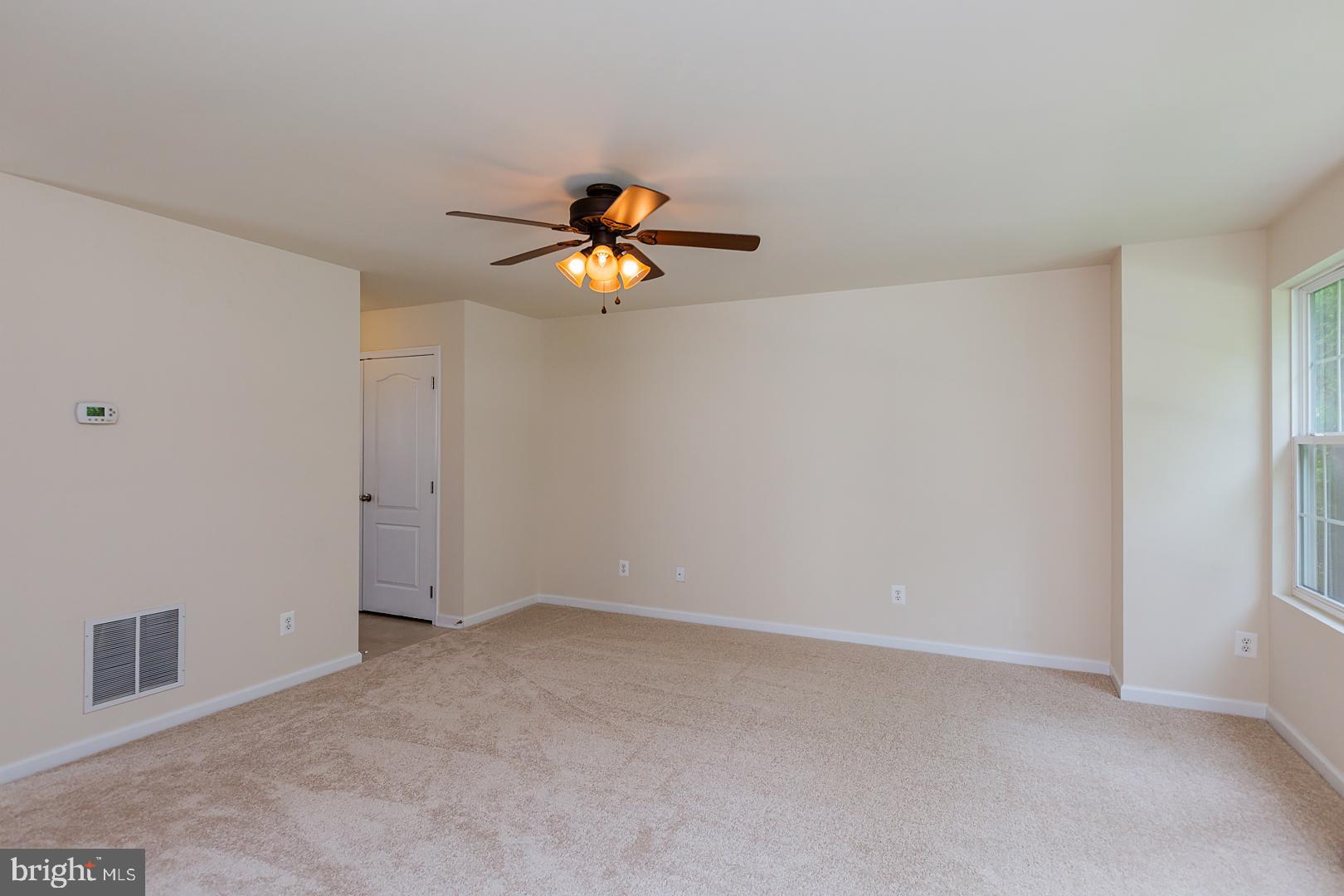 HAWTHORNE RIDGE - Residential