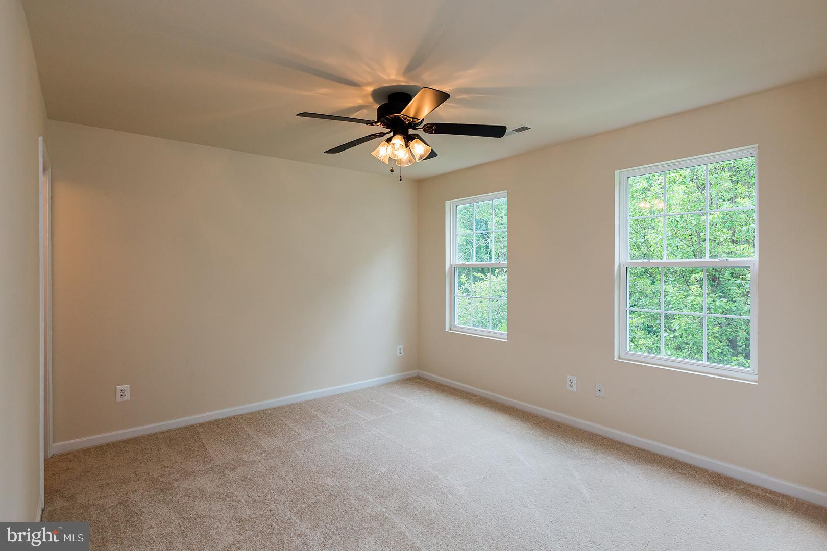 HAWTHORNE RIDGE - Residential