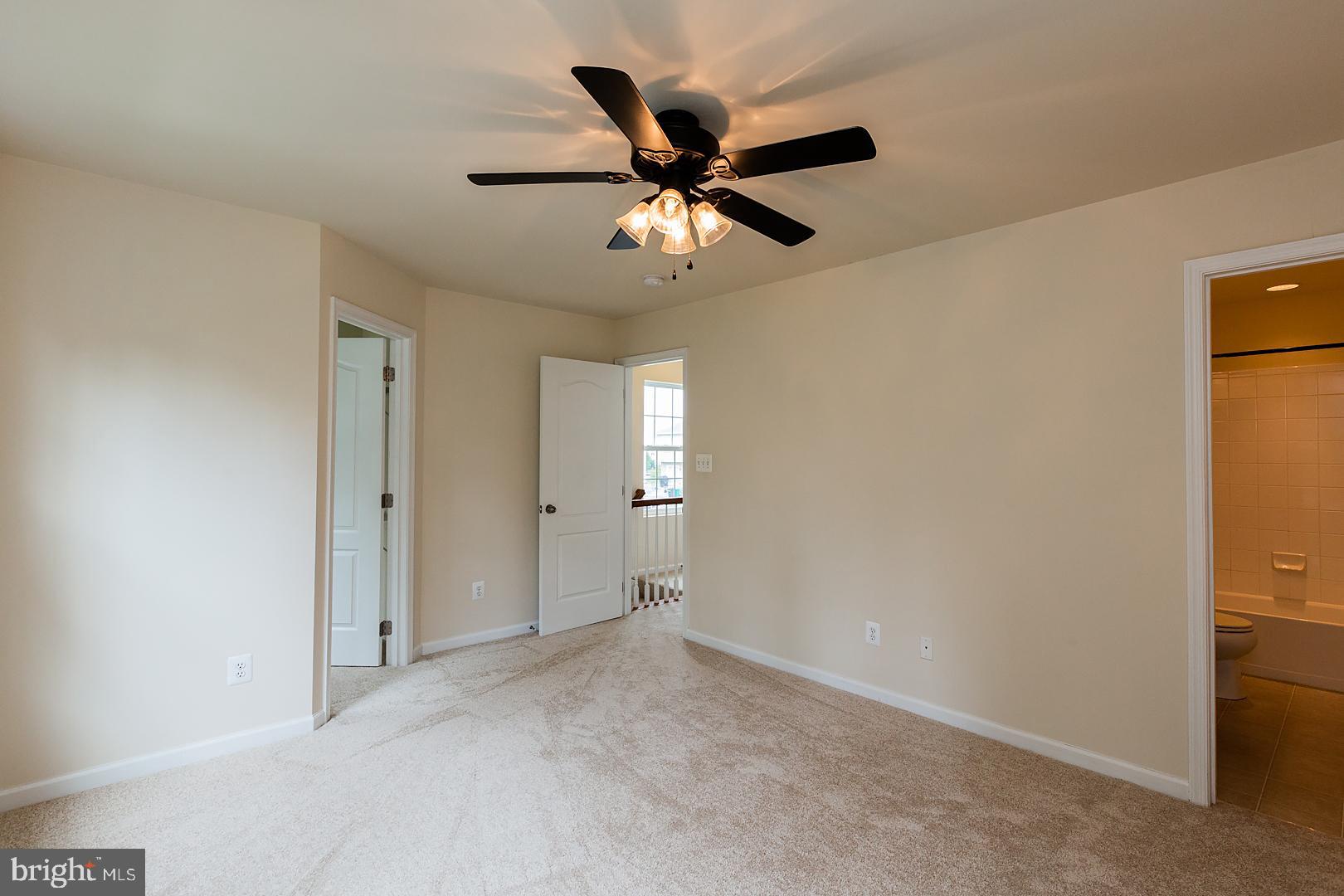 HAWTHORNE RIDGE - Residential