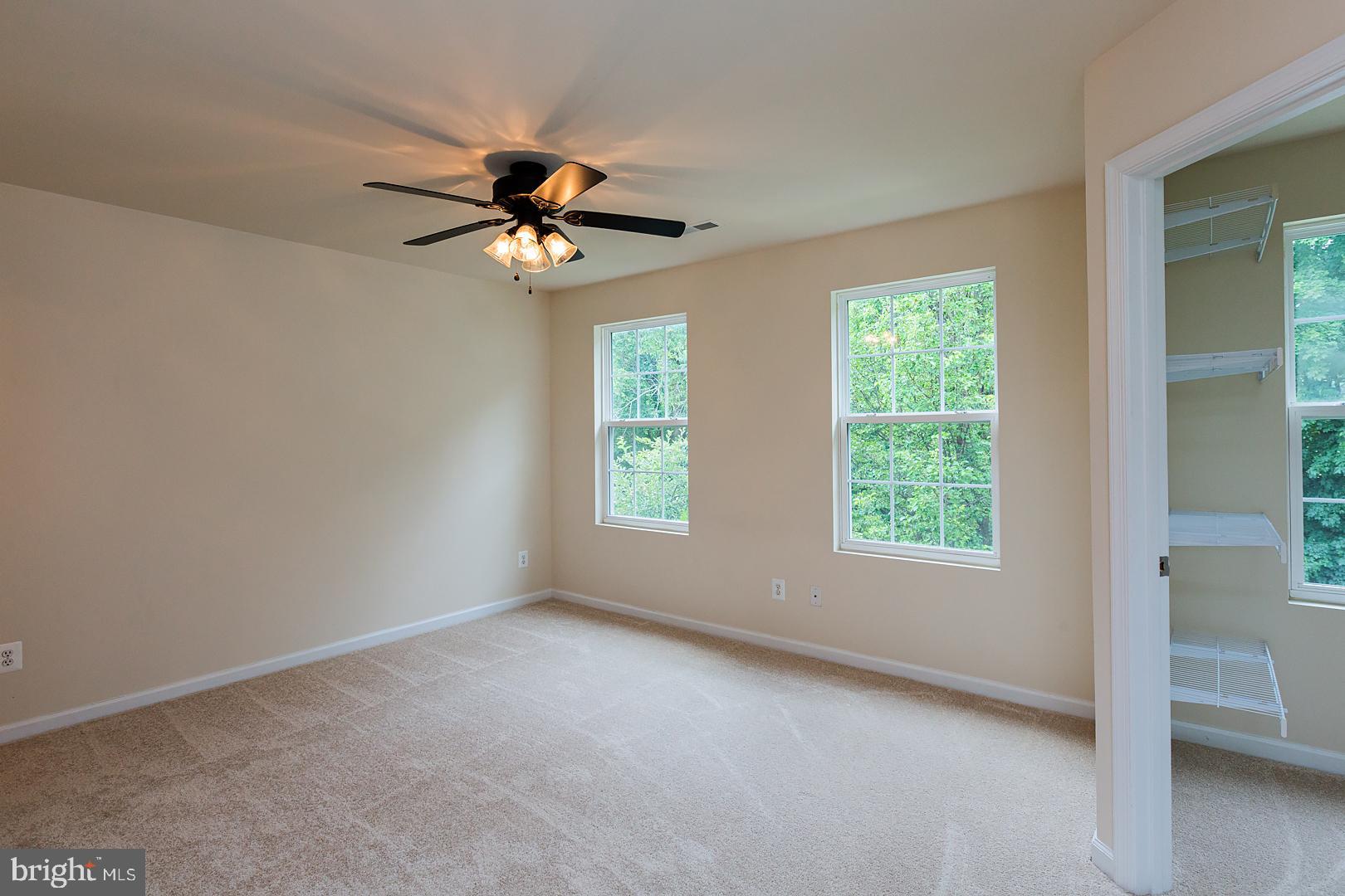 HAWTHORNE RIDGE - Residential