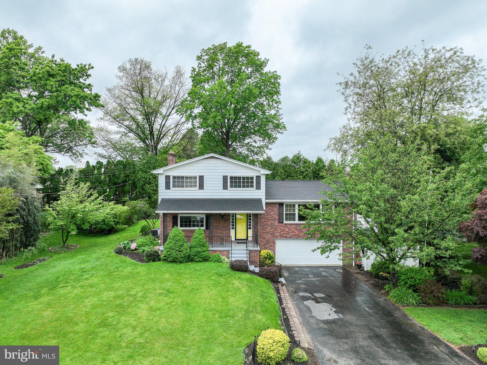420 CORTLEIGH DRIVE