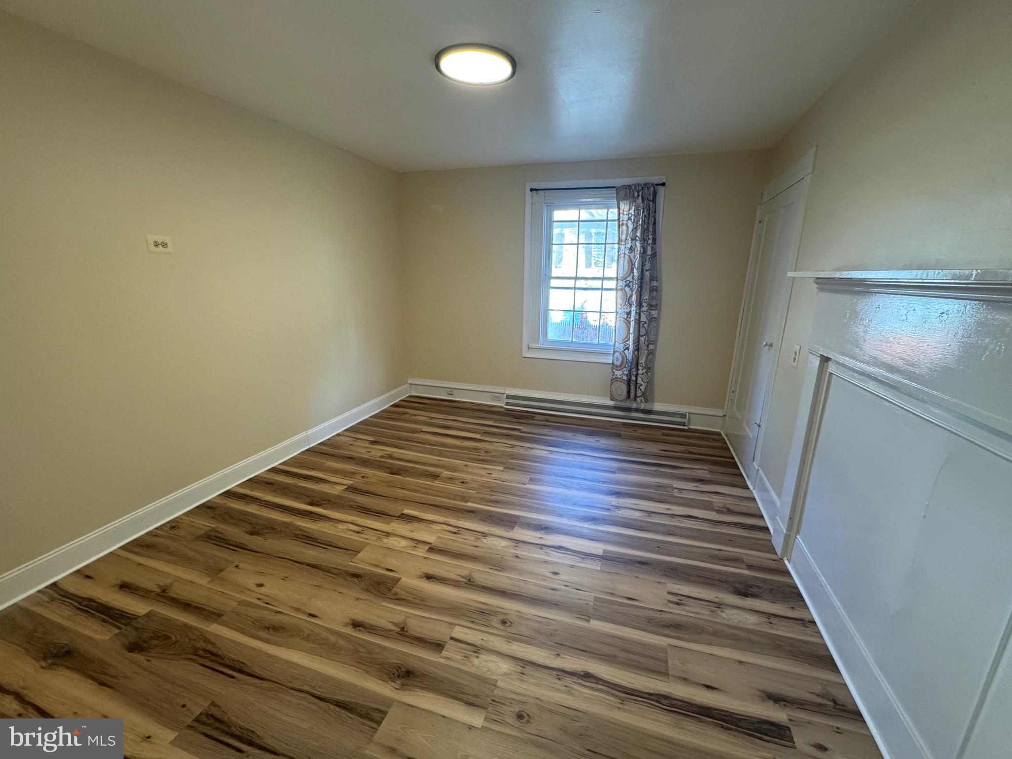 STRASBURG - Residential Lease