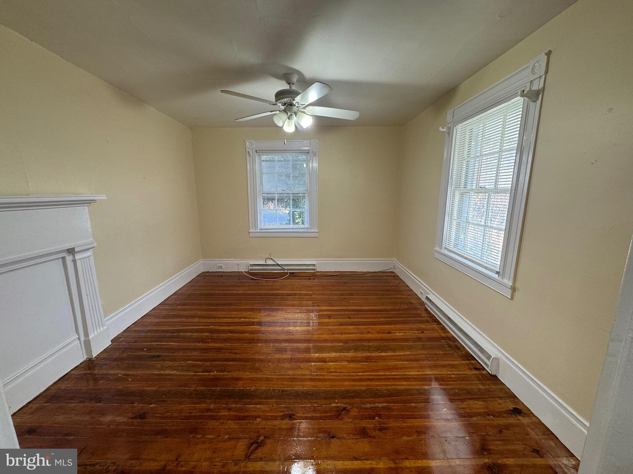 STRASBURG - Residential Lease