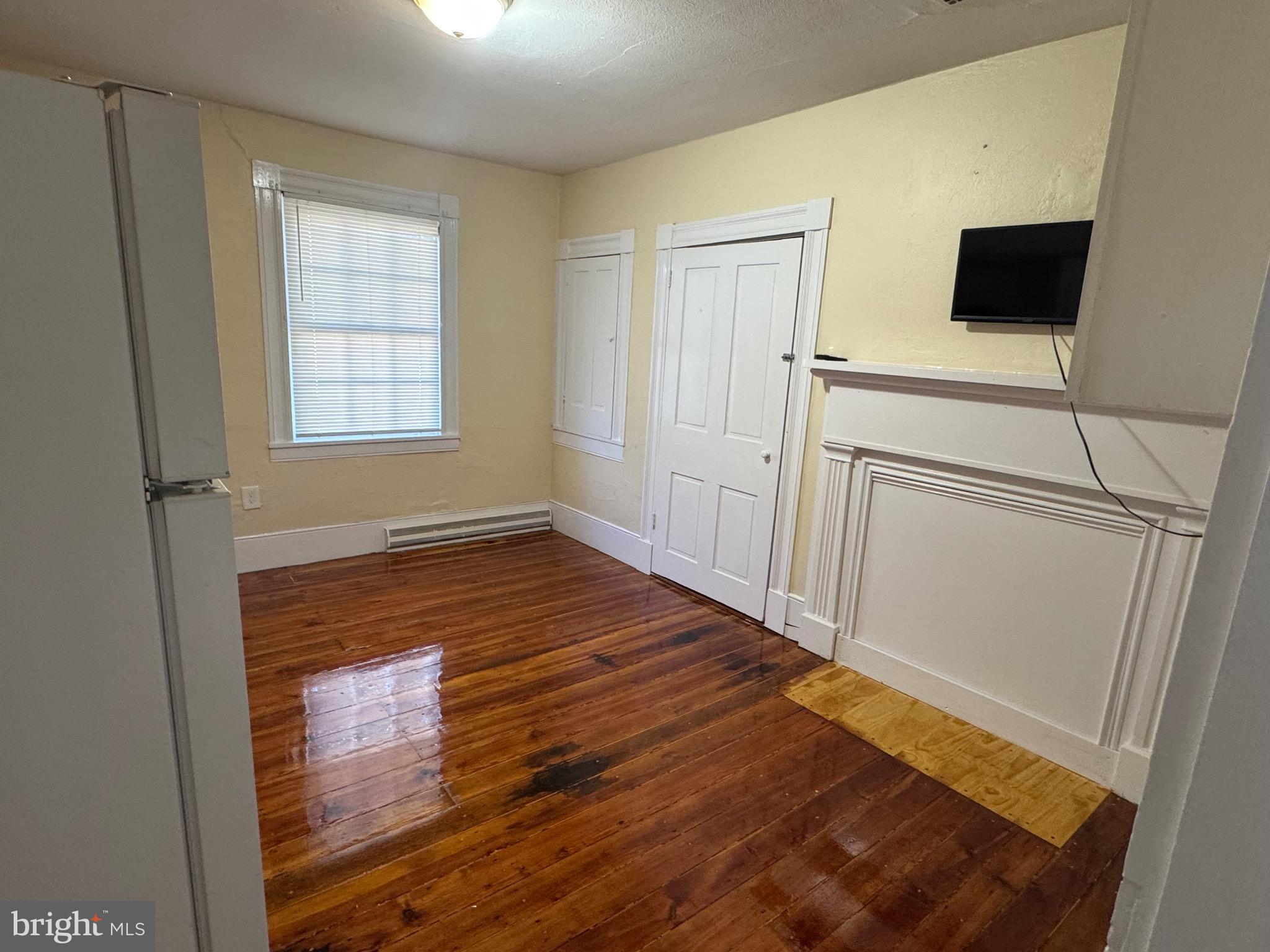 STRASBURG - Residential Lease