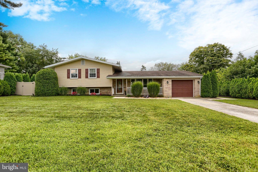 Photo of 6407 Glenwood Street, MECHANICSBURG, PA 17050 (MLS # PACB2058720)