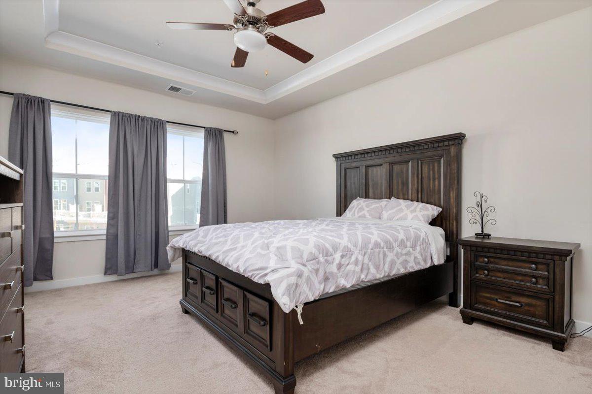 CREEKSIDE VILLAGE - Residential