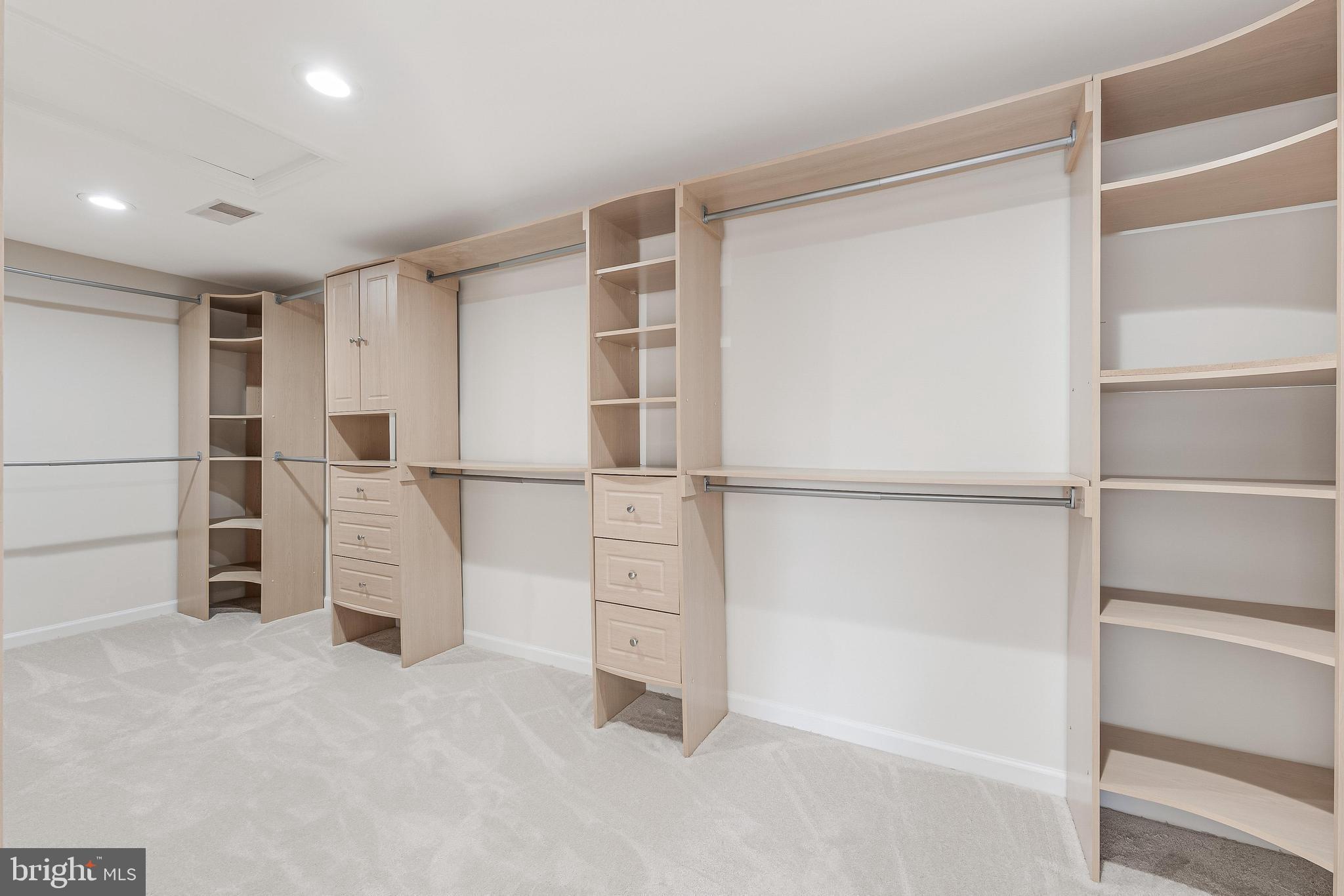 FRANKLIN FARM - Residential