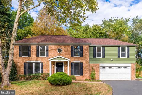 13430 HIDDEN MEADOW COURT HERNDON VA 20171