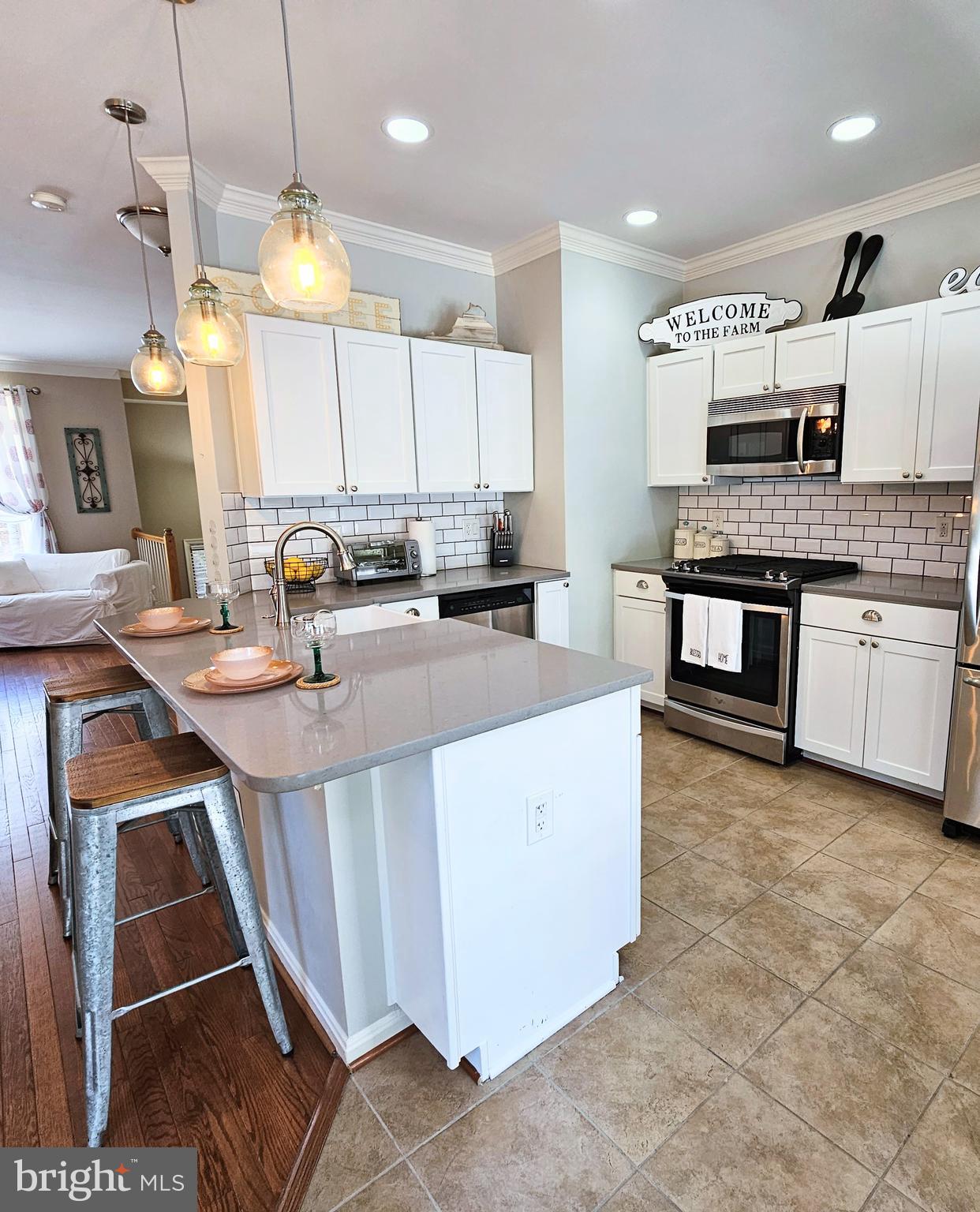 THE TOWNS OF OCCOQUAN MI - Residential Lease