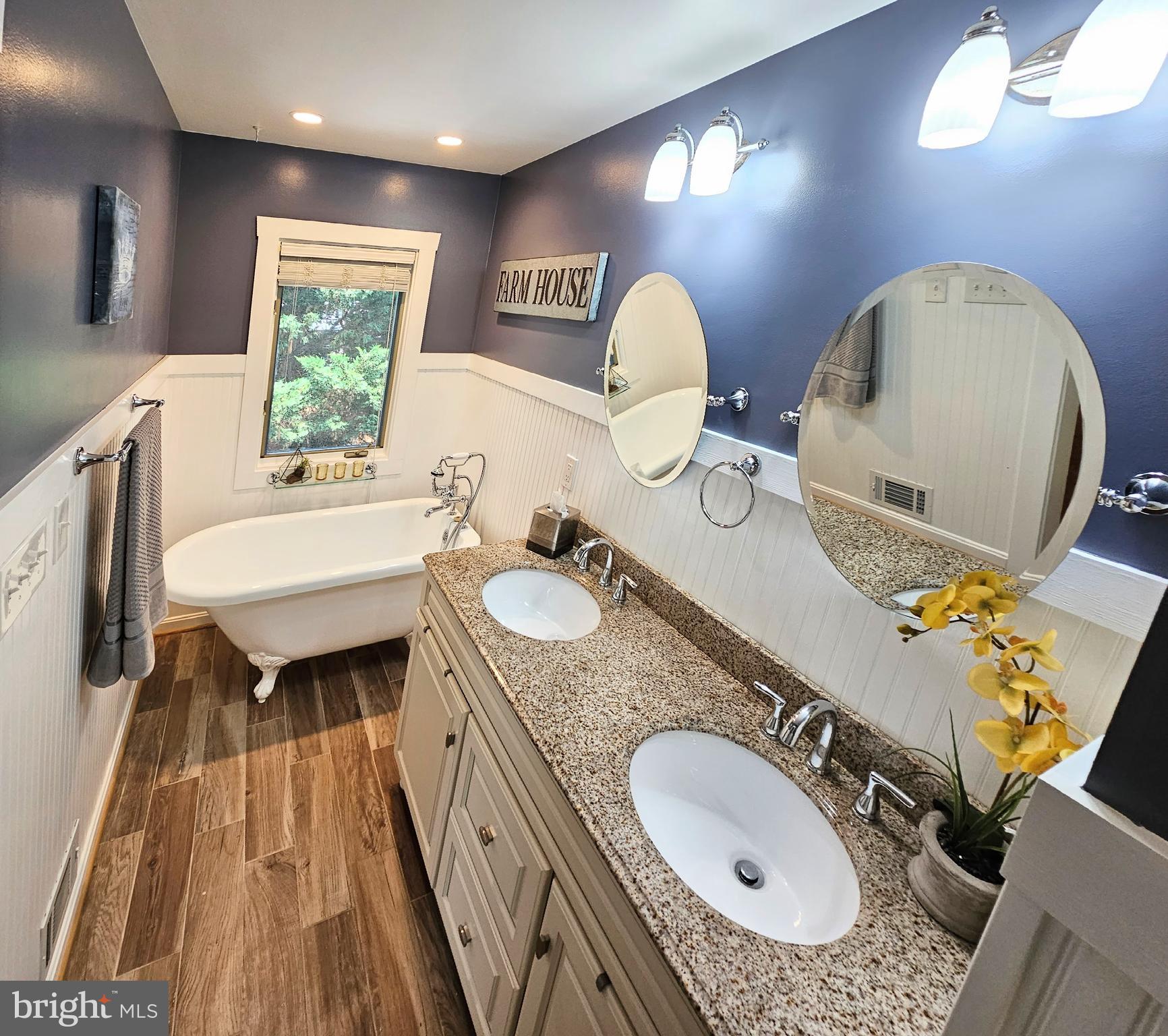 THE TOWNS OF OCCOQUAN MI - Residential Lease