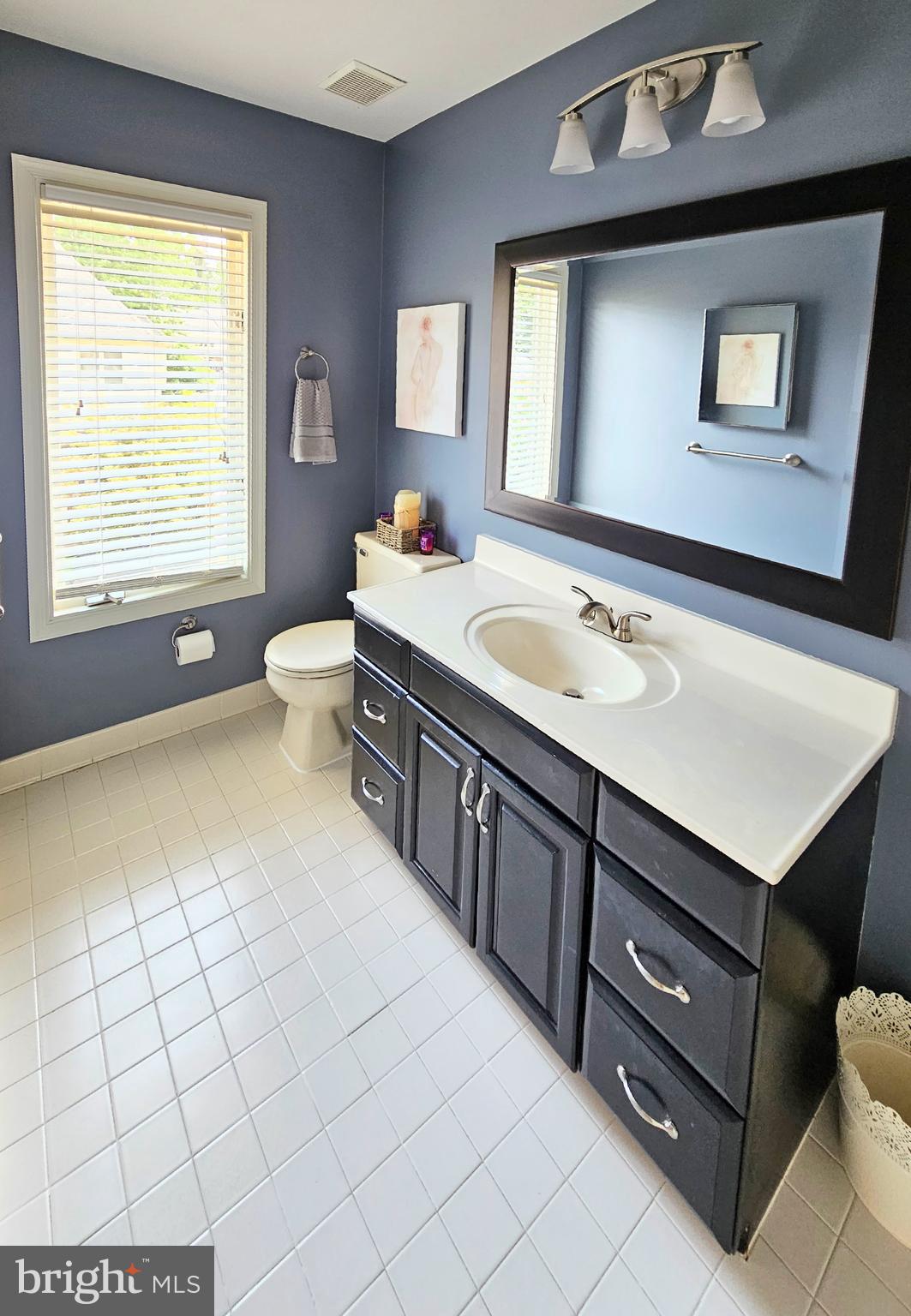 THE TOWNS OF OCCOQUAN MI - Residential Lease