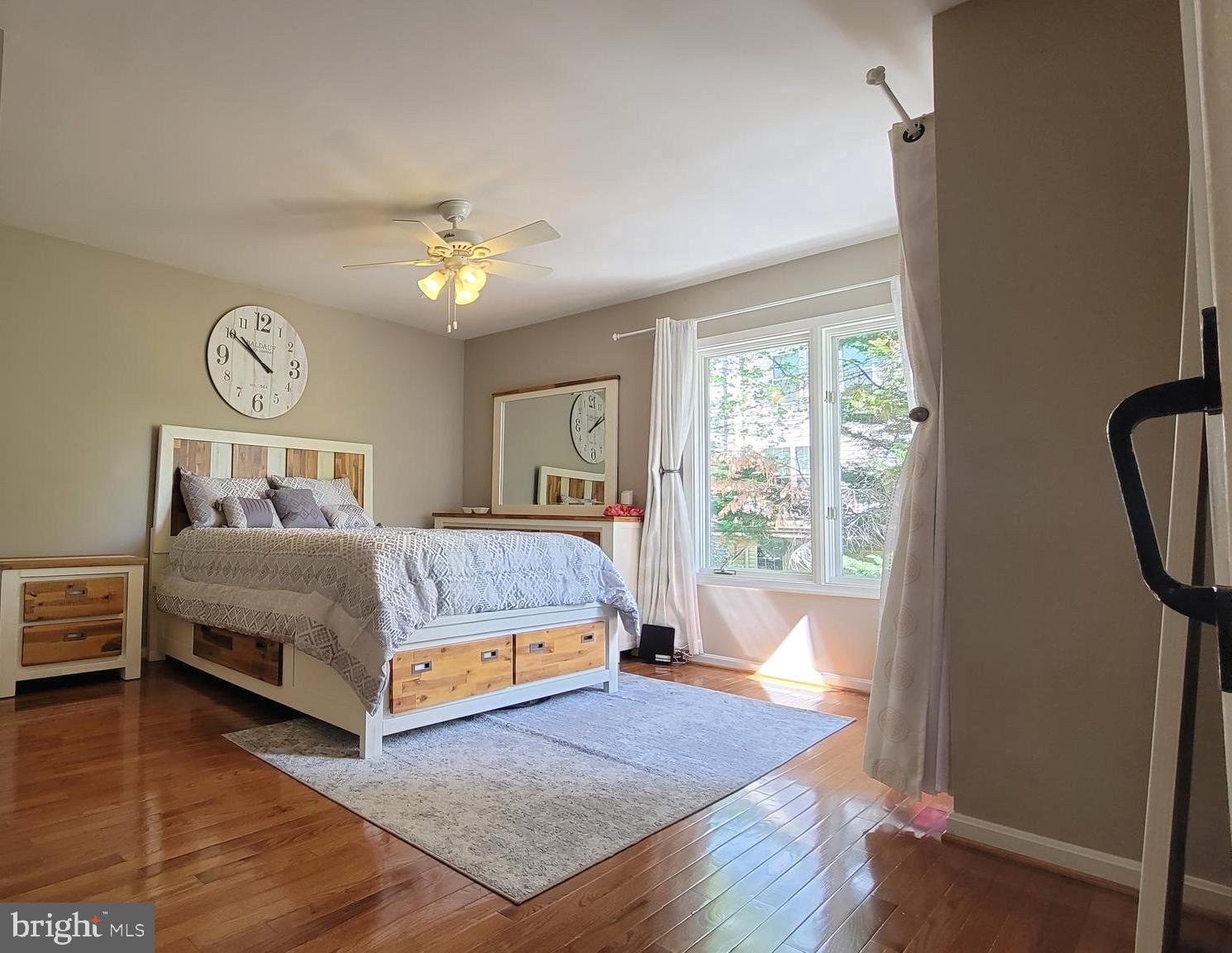 THE TOWNS OF OCCOQUAN MI - Residential Lease