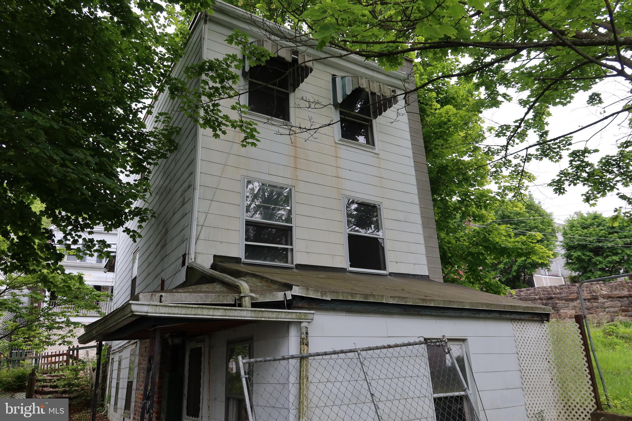 BUNKER HILL - Residential