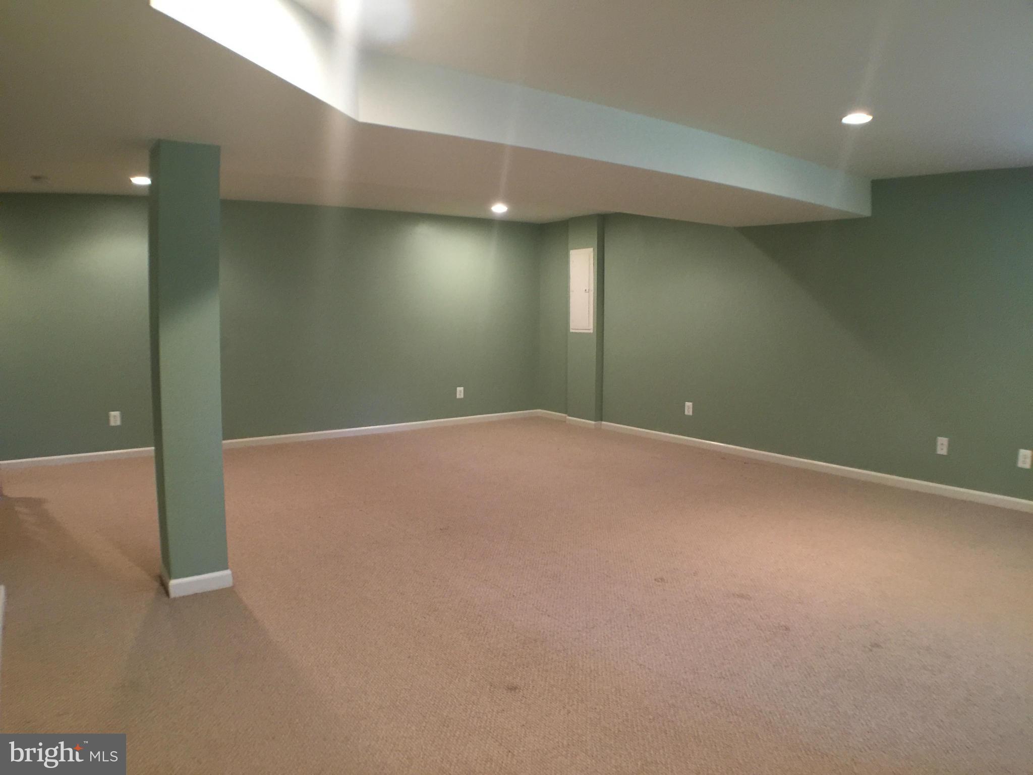 PORT POTOMAC - Residential