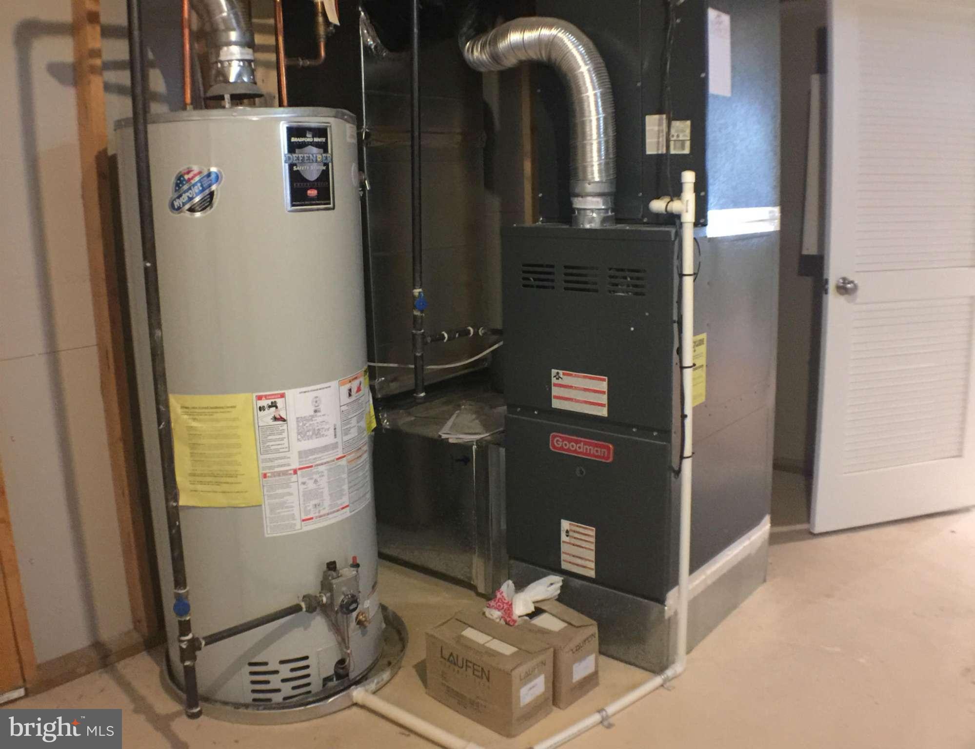 PORT POTOMAC - Residential