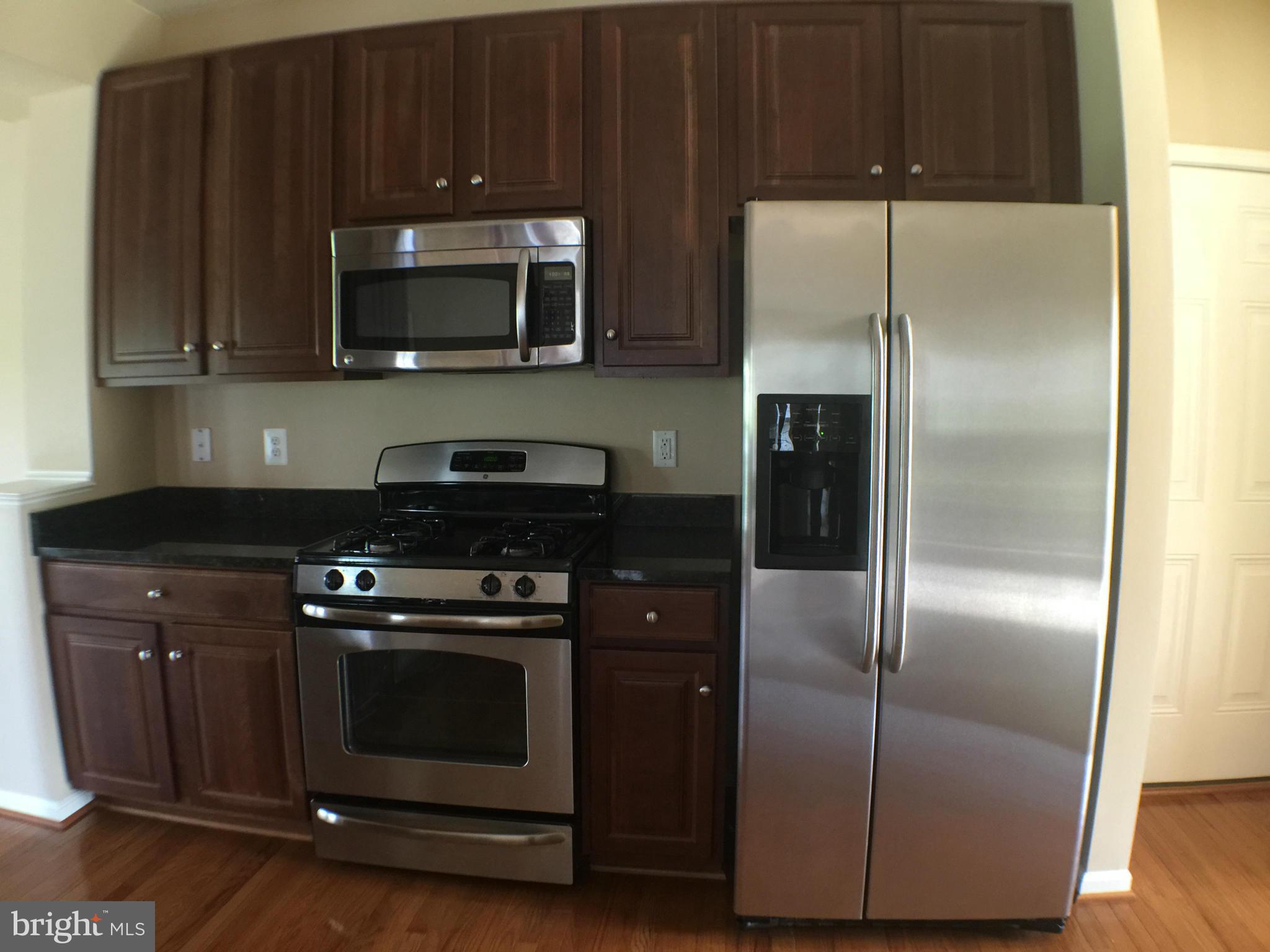 PORT POTOMAC - Residential