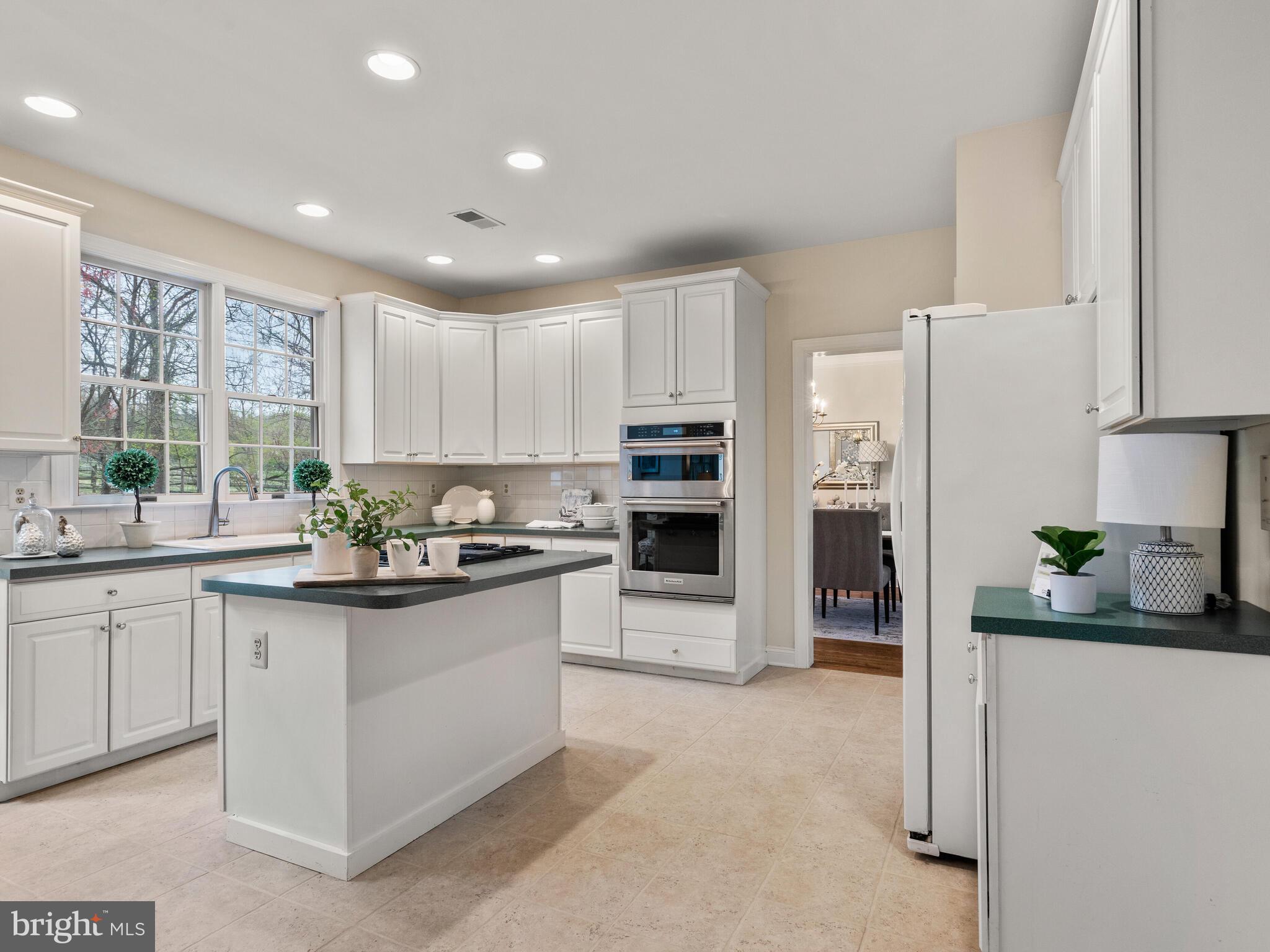 VALLEY FORGE WOODS - Residential