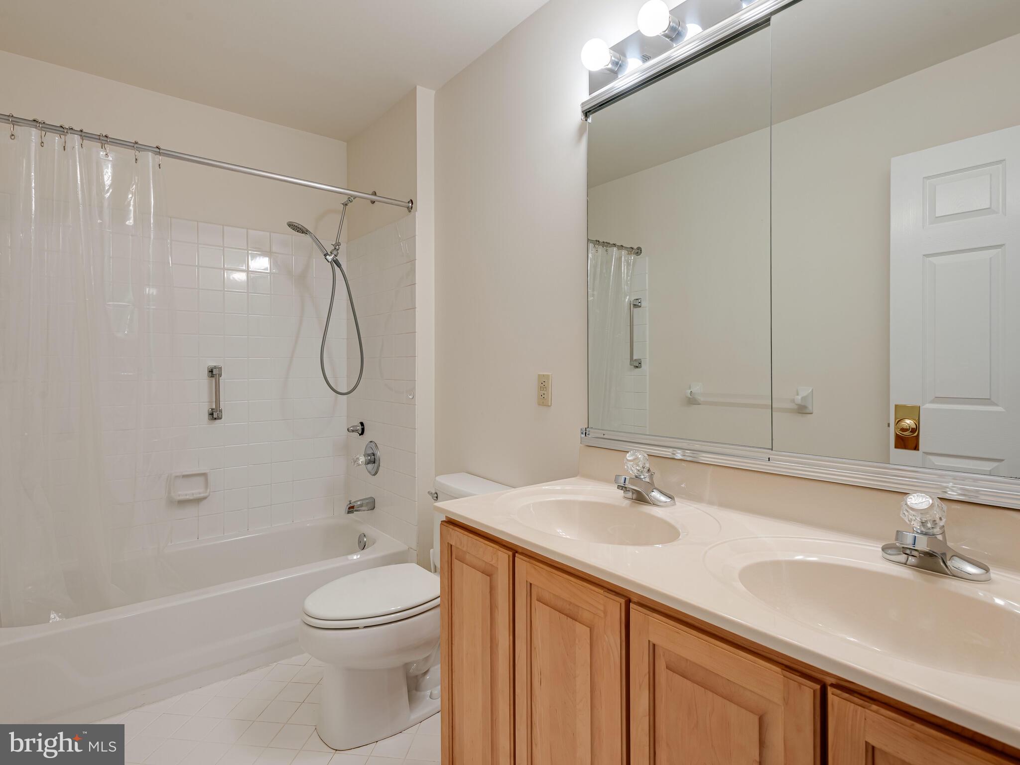 VALLEY FORGE WOODS - Residential