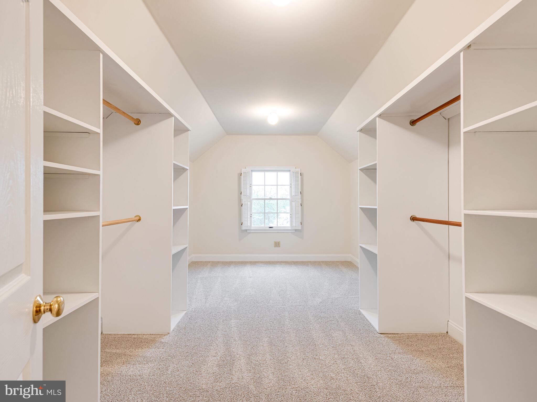 VALLEY FORGE WOODS - Residential