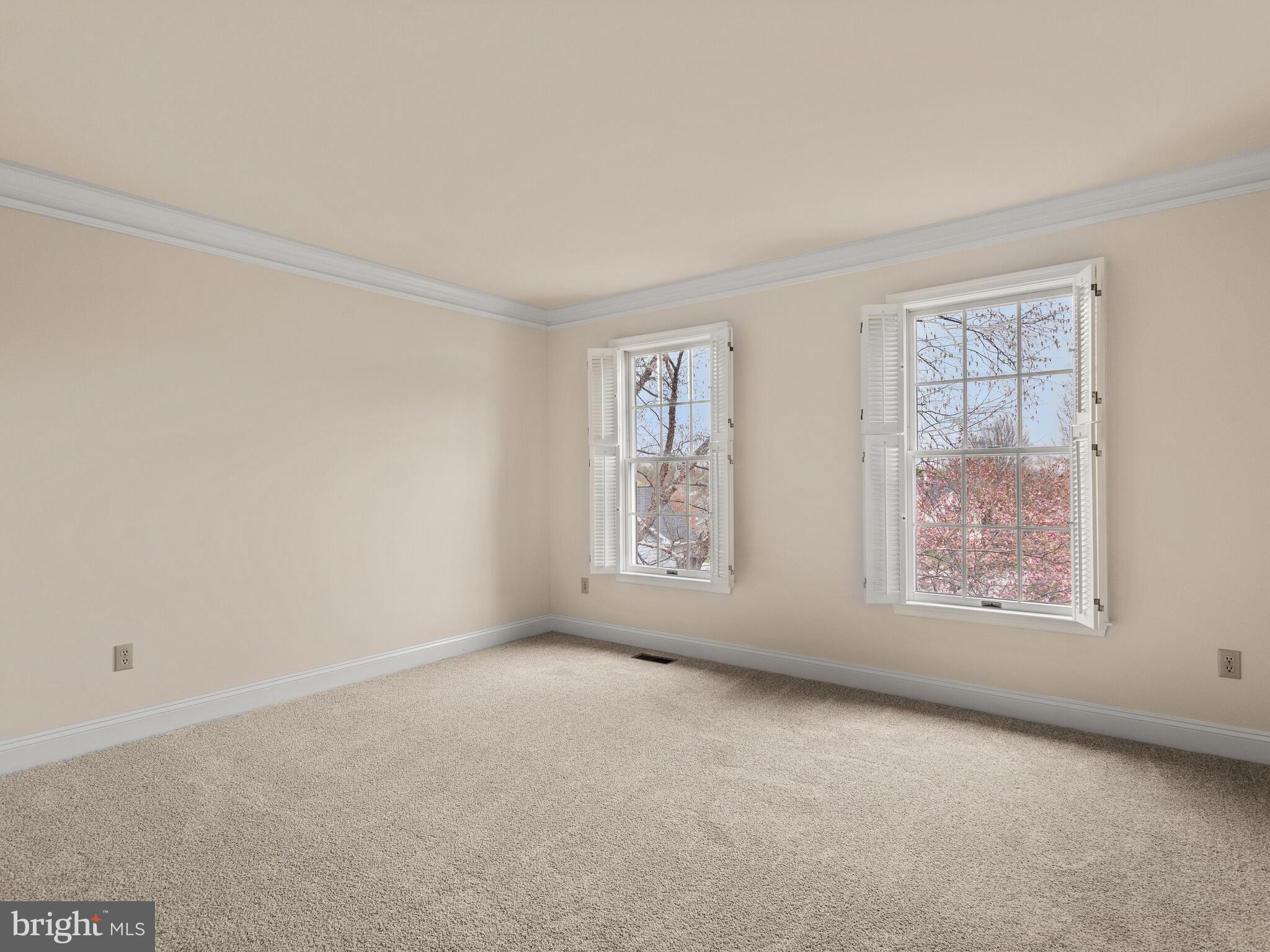 VALLEY FORGE WOODS - Residential