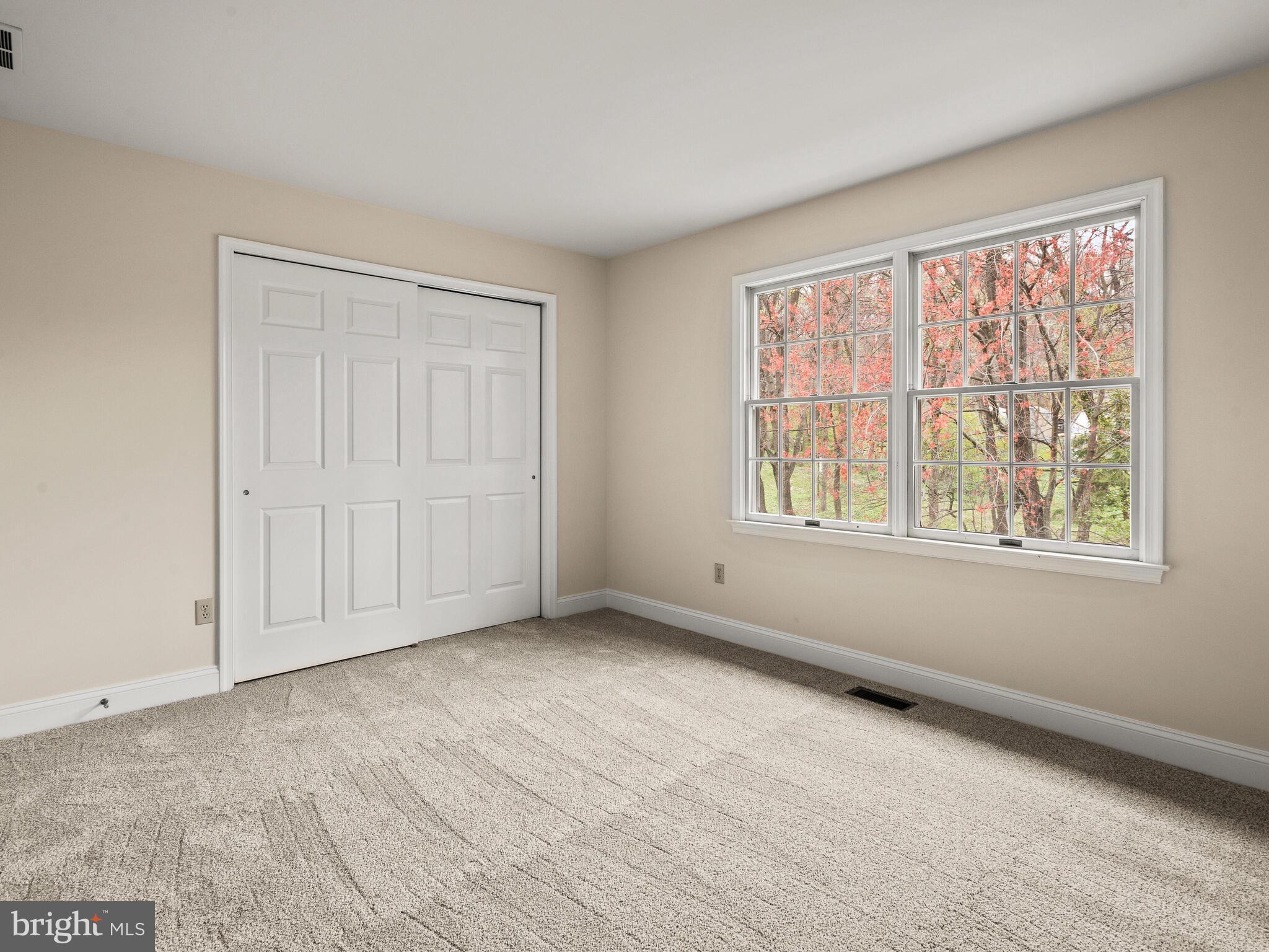 VALLEY FORGE WOODS - Residential