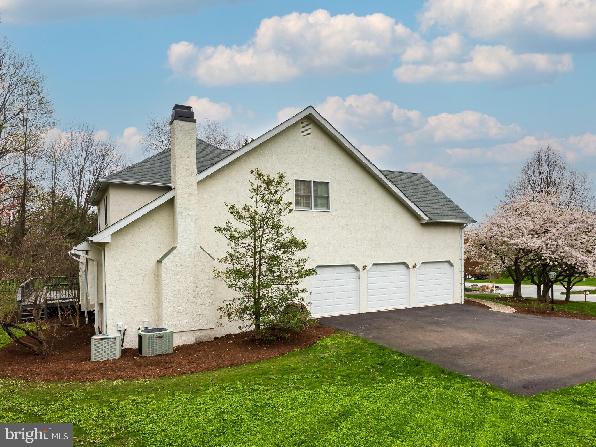 VALLEY FORGE WOODS - Residential