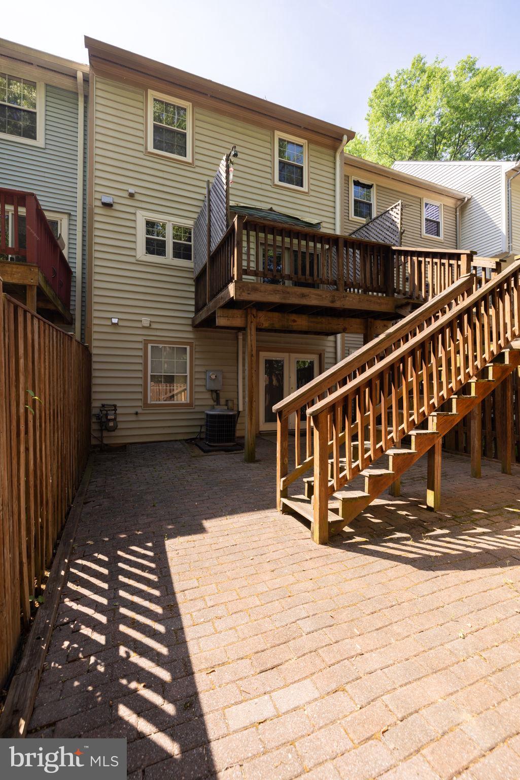 WASHINGTON SQUARE - Residential