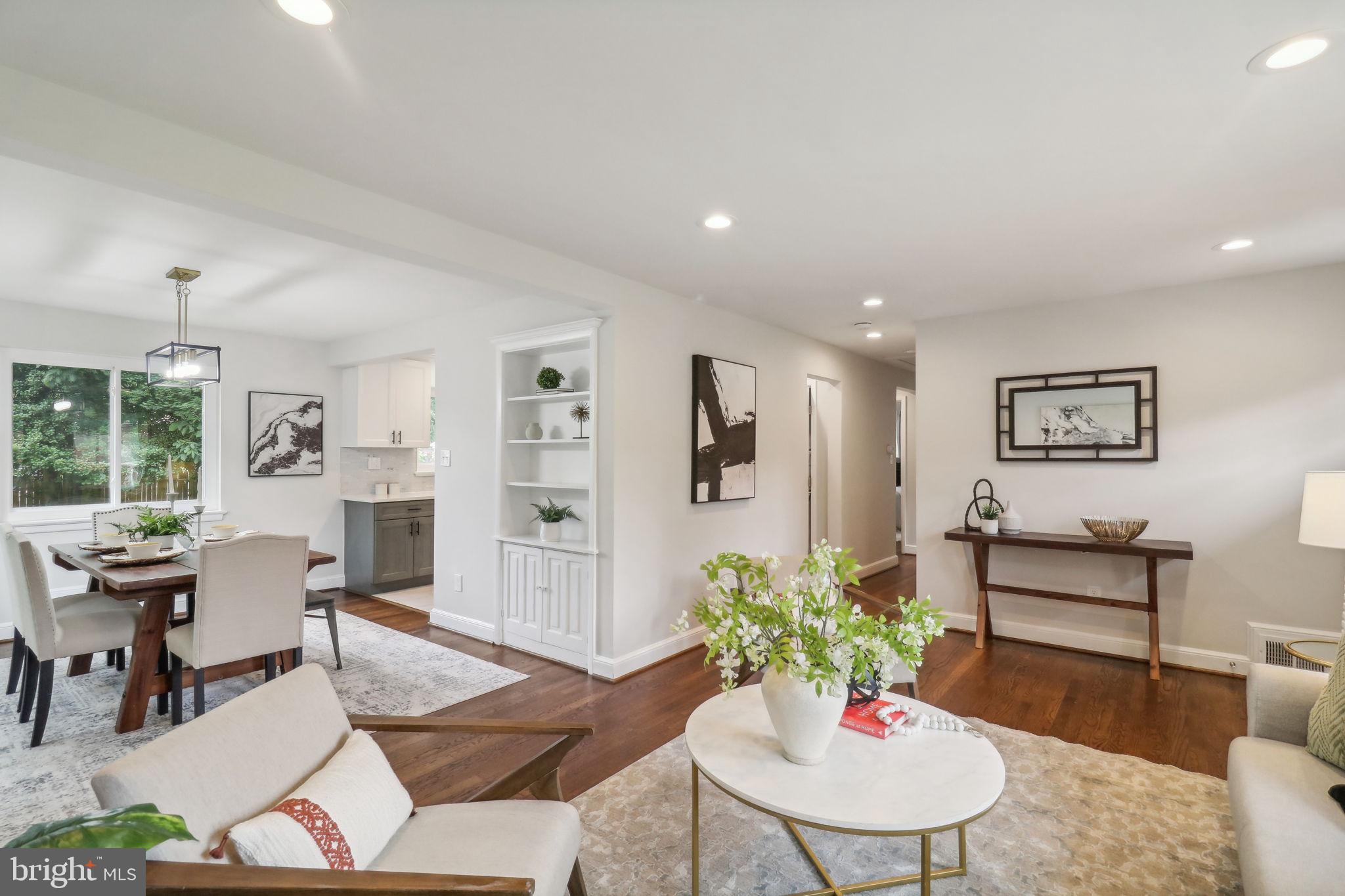 BROYHILL PARK - Residential