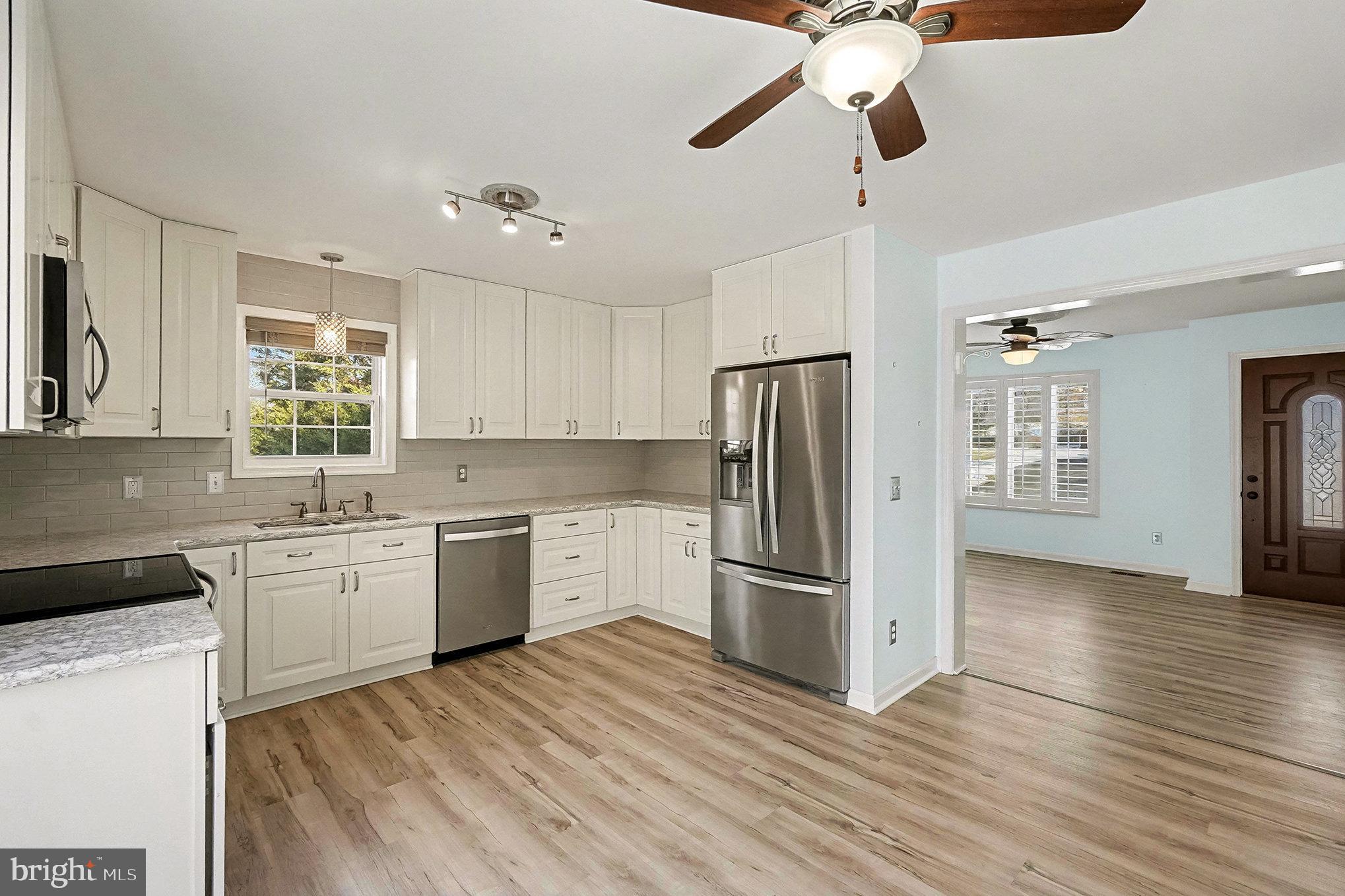 HARBOUR NORTH - Residential