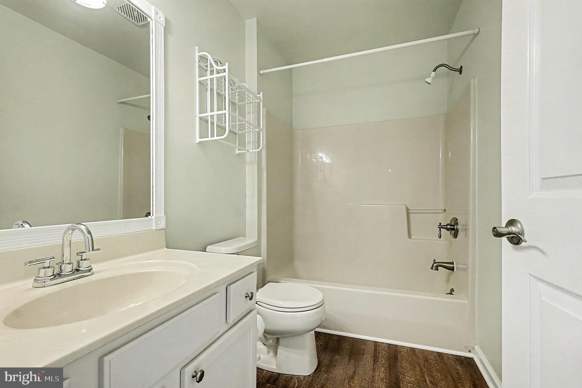 HARBOUR NORTH - Residential